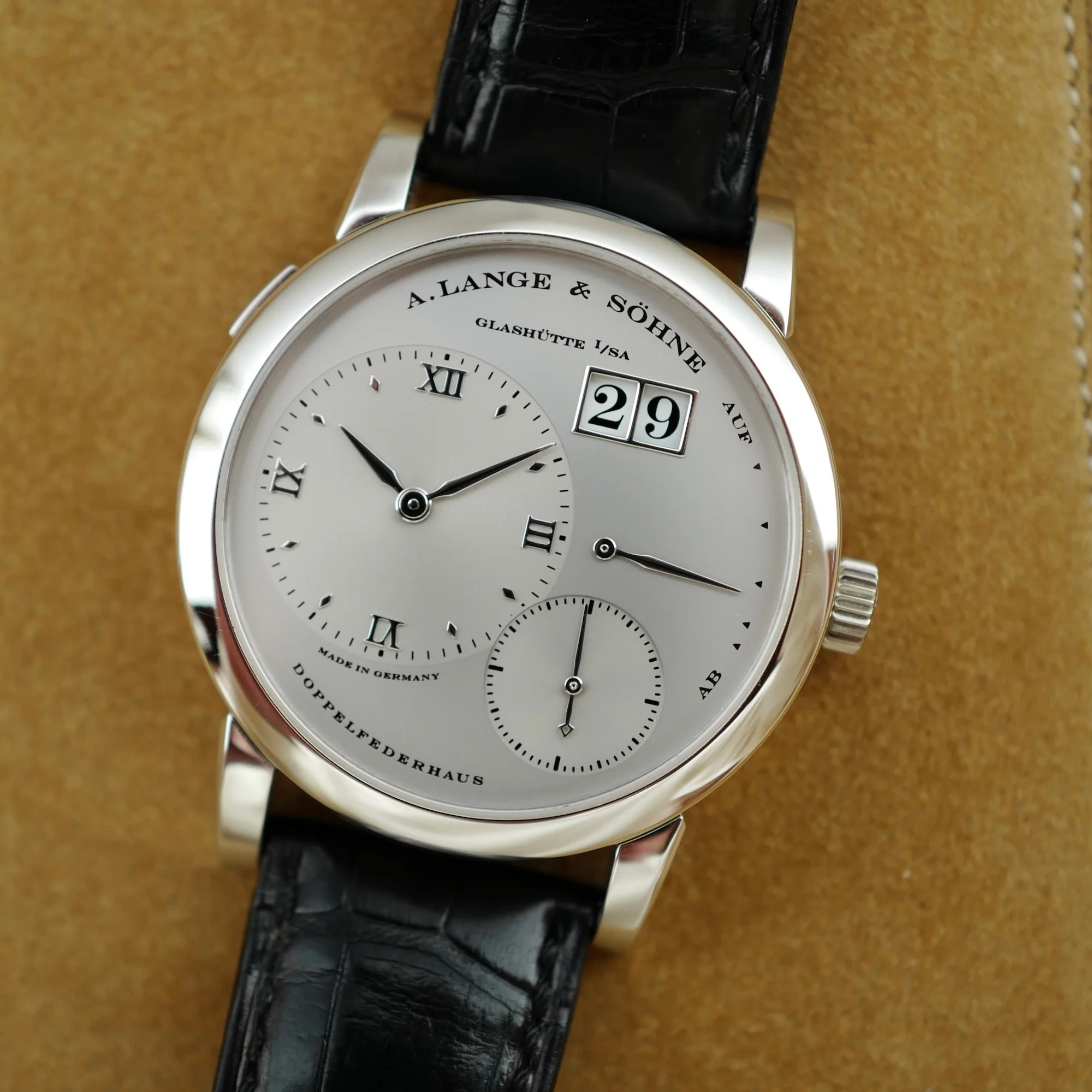 A Lange and Sohne Platinum Lange 1 Ref. 101.025 - Image 2