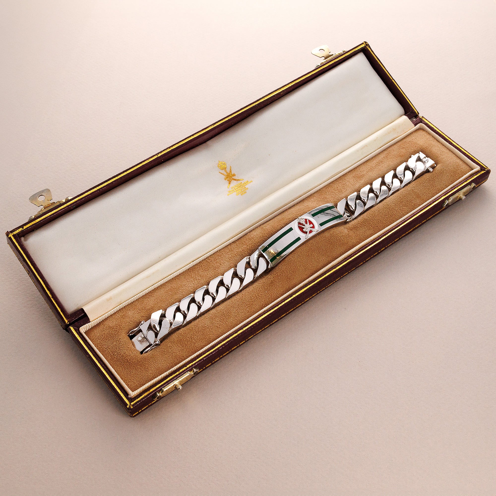 Asprey Omani Khanjar White Gold Bracelet (Objet) - Image 3