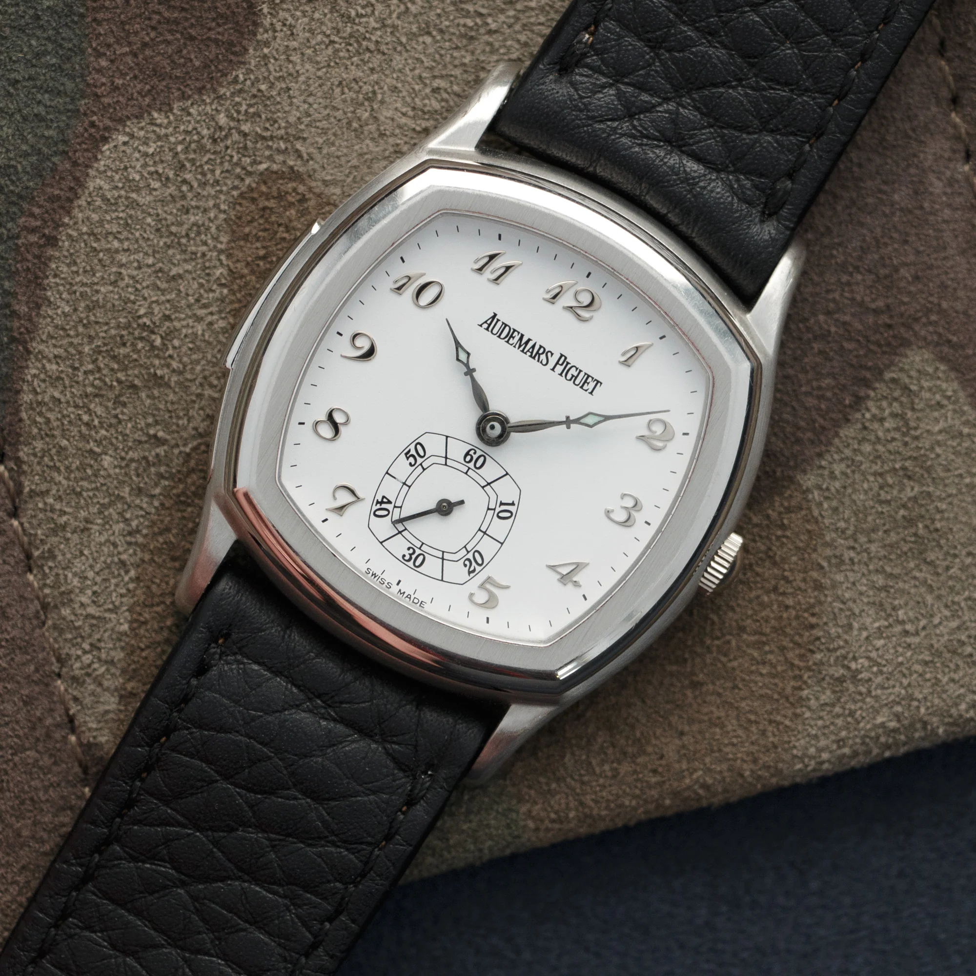Audemars Piguet Platinum John Schaeffer Minute Repeater Watch - Image 2
