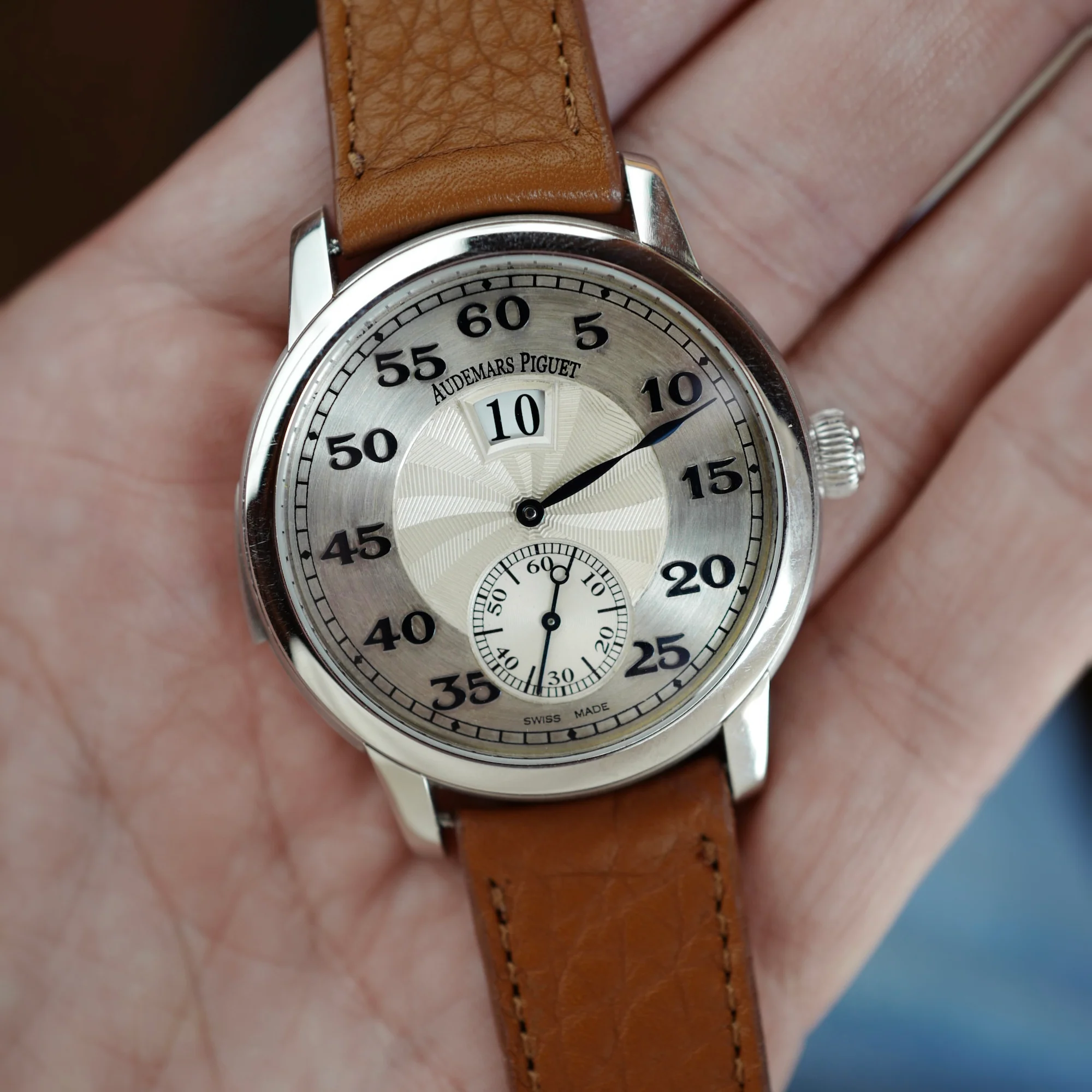 Audemars Piguet Platinum Jump Hour Minute Repeater Ref. 26151 - Image 9