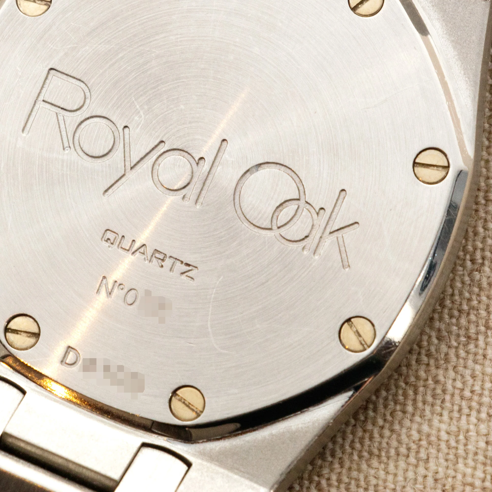 Audemars Piguet Platinum Royal Oak with Mother of Pearl and Diamond Dial - Image 6