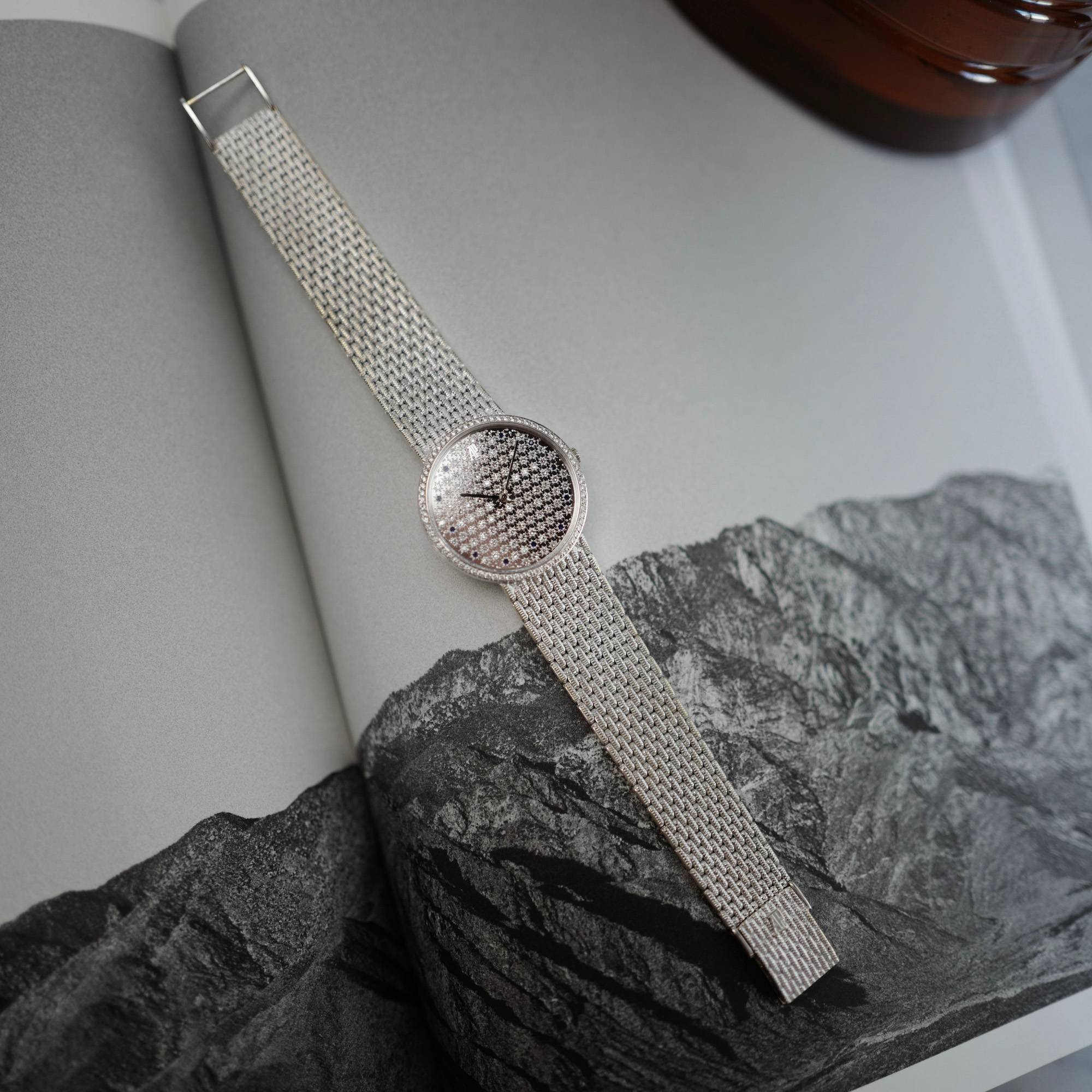 Audemars Piguet Round Watch with Mirror Pave Dial - Image 4