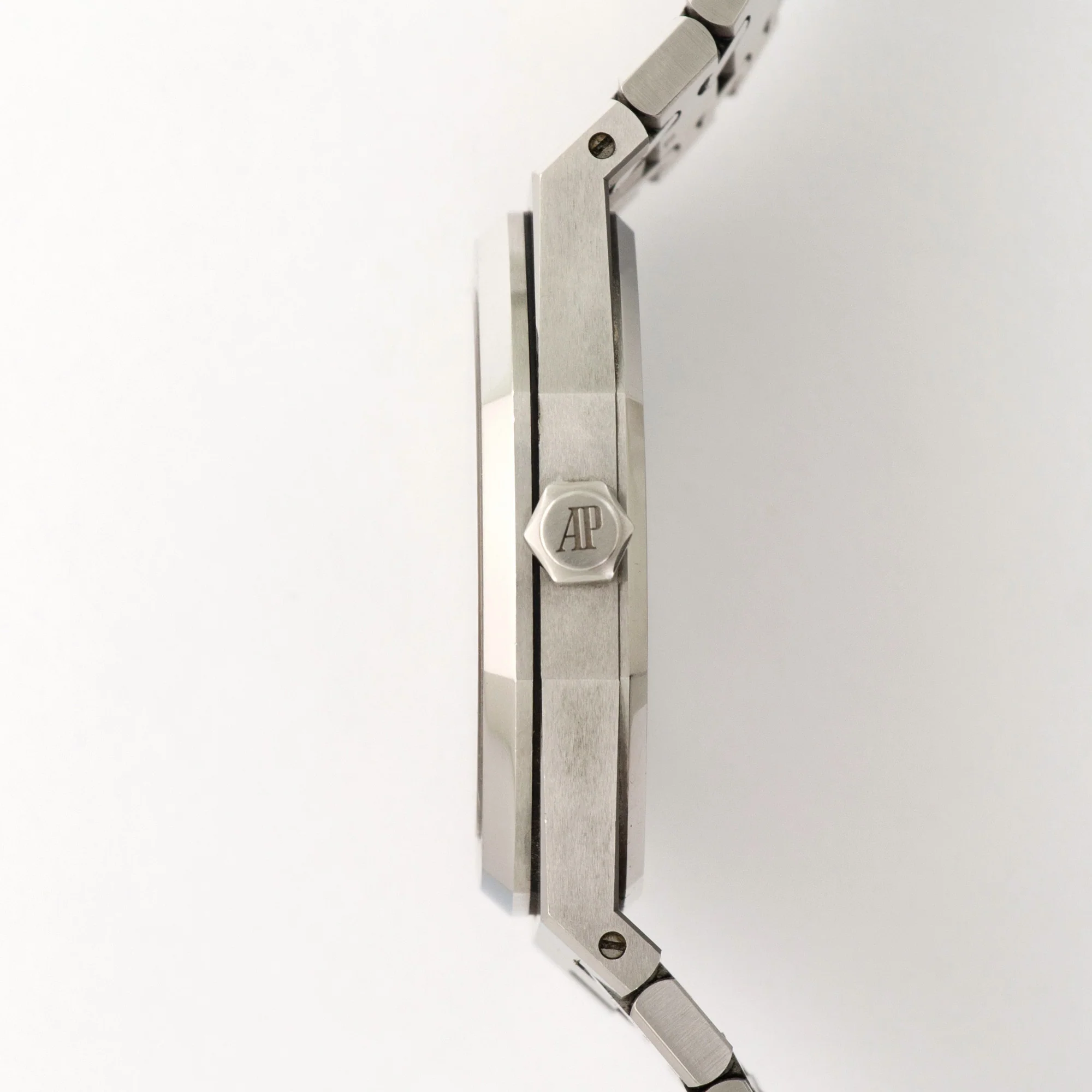 Audemars Piguet Royal Oak 41mm Watch Ref. 15400 - Image 3