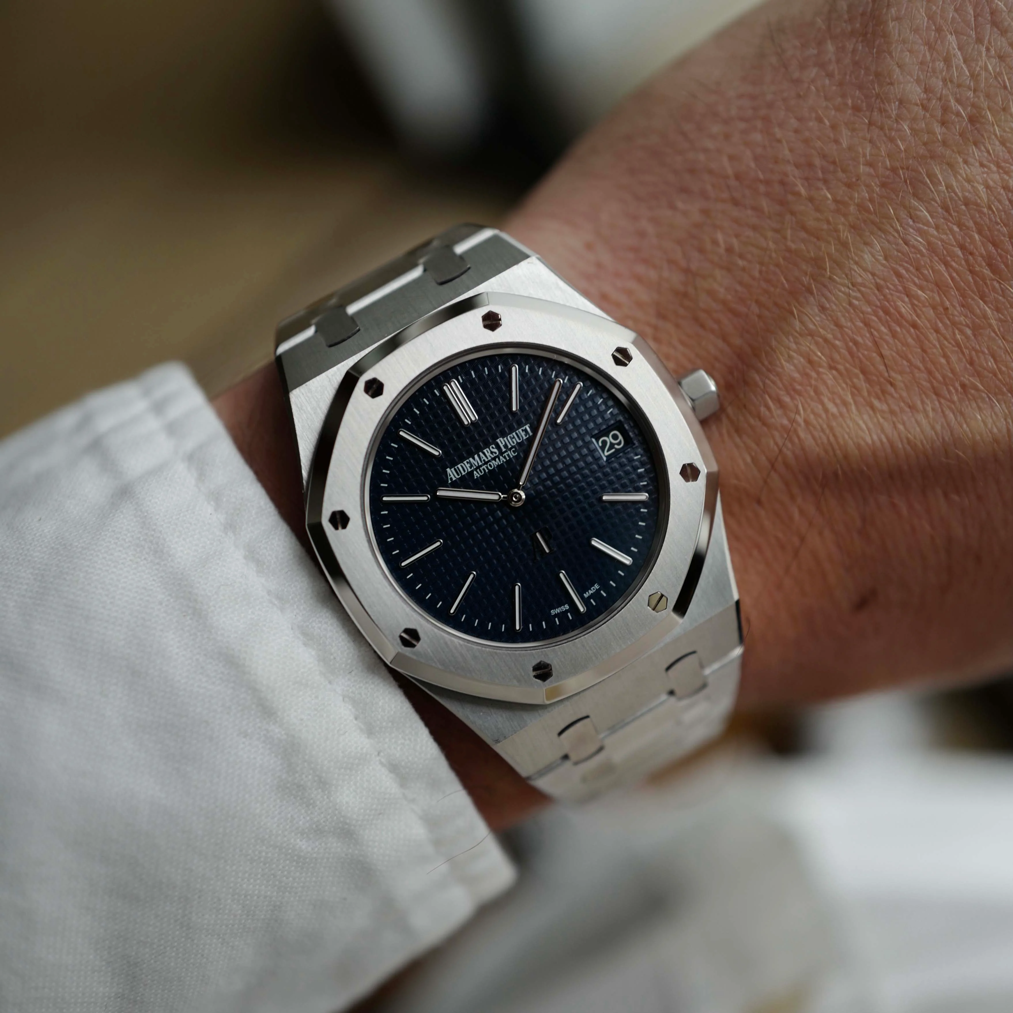 Audemars Piguet Royal Oak Ref. 15202 with Blue Dial - Image 3