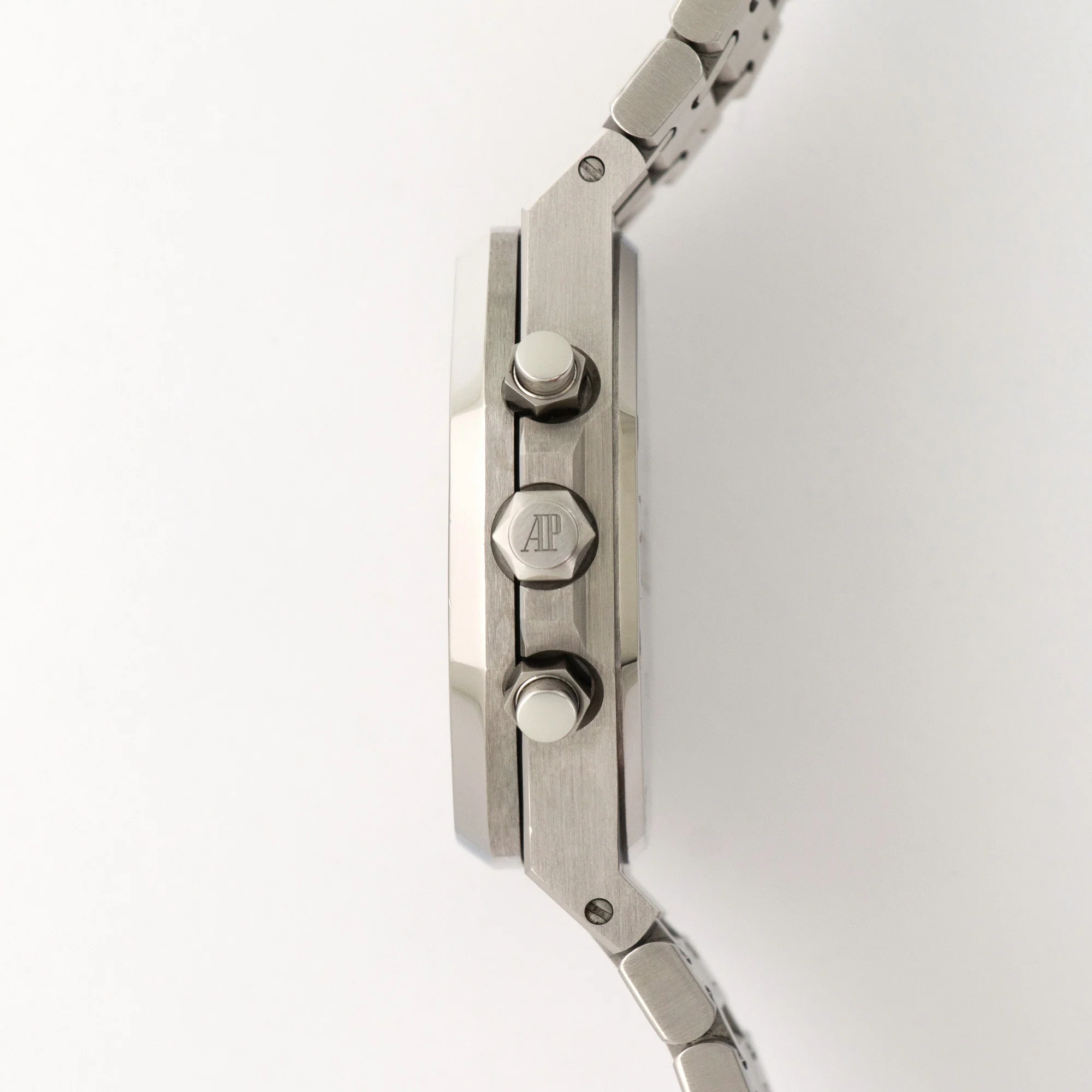 Audemars Piguet Royal Oak Chronograph Watch Ref. 25860 - Image 3
