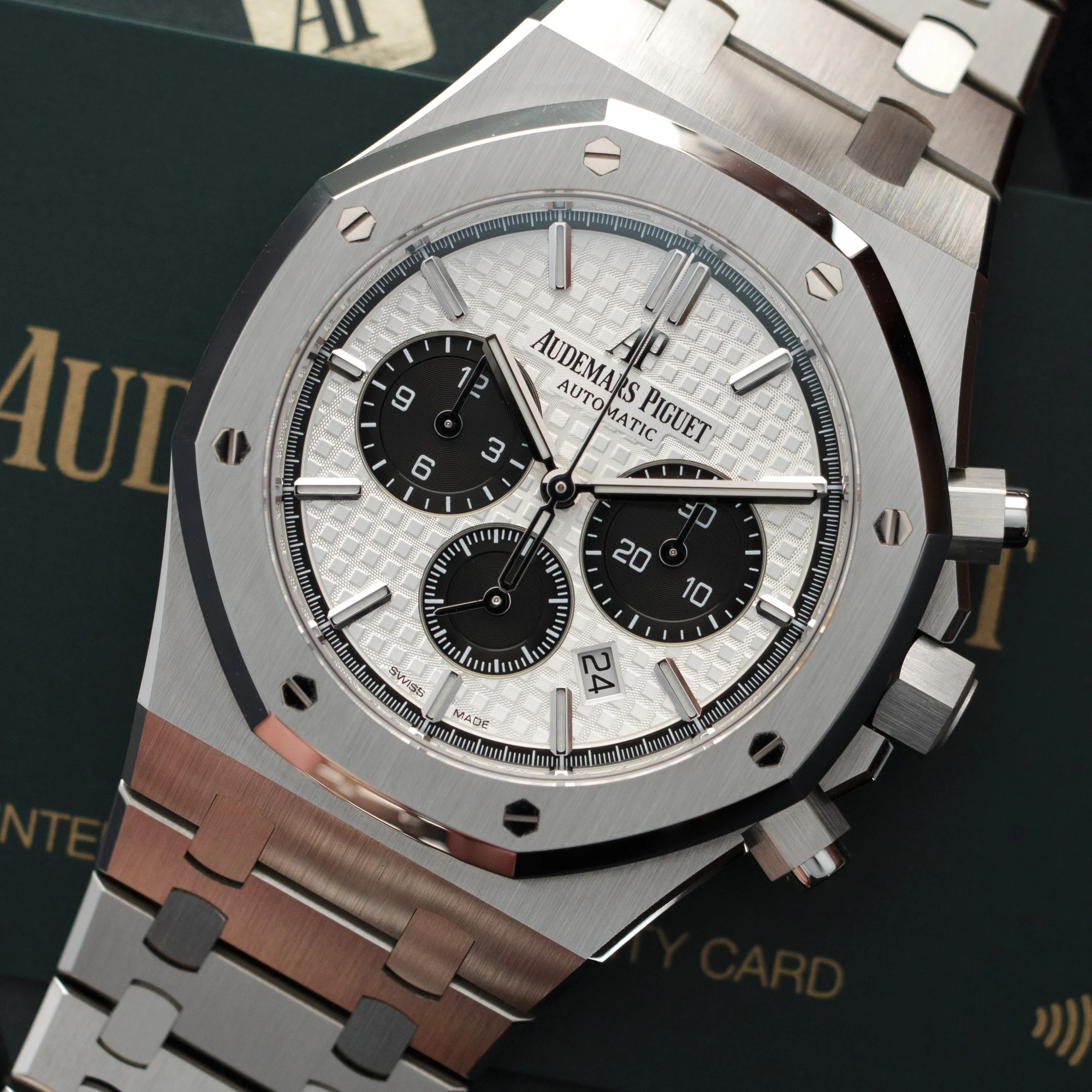 Audemars Piguet Royal Oak Chronograph Watch Ref. 26331 - Image 2