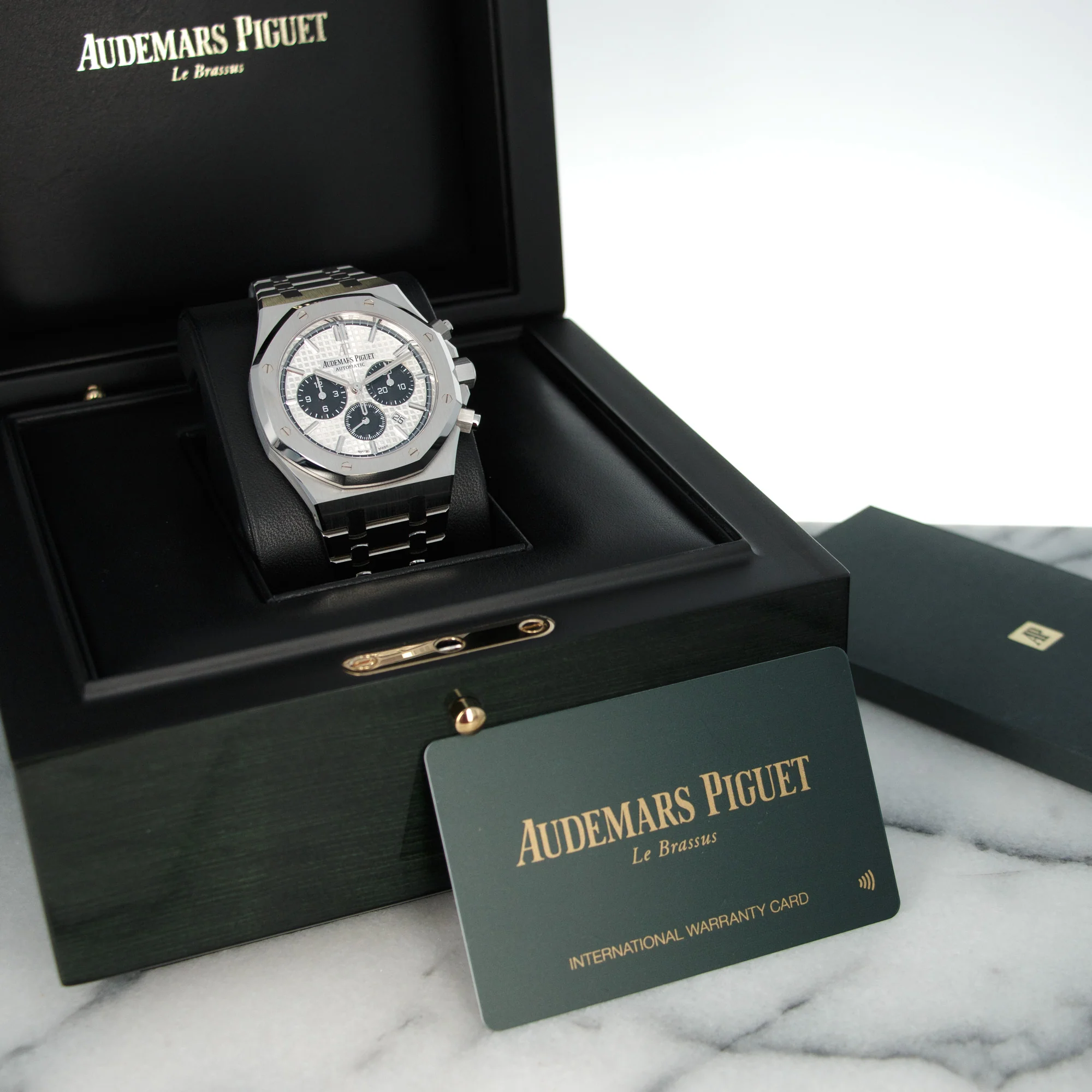 Audemars Piguet Royal Oak Chronograph Watch Ref. 26331 - Image 6