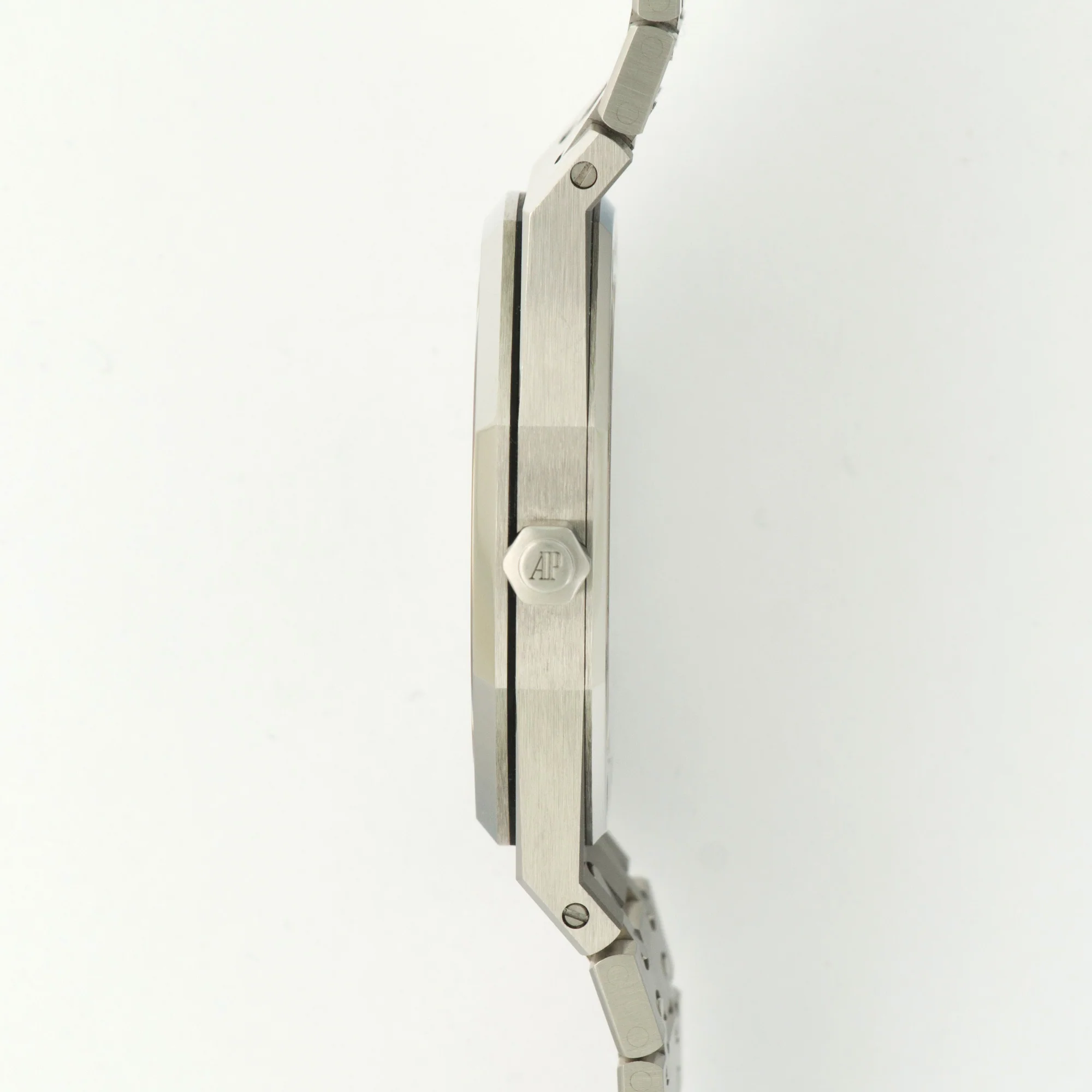 Audemars Piguet Royal Oak Extra Thin Watch Ref. 15202 - Image 3