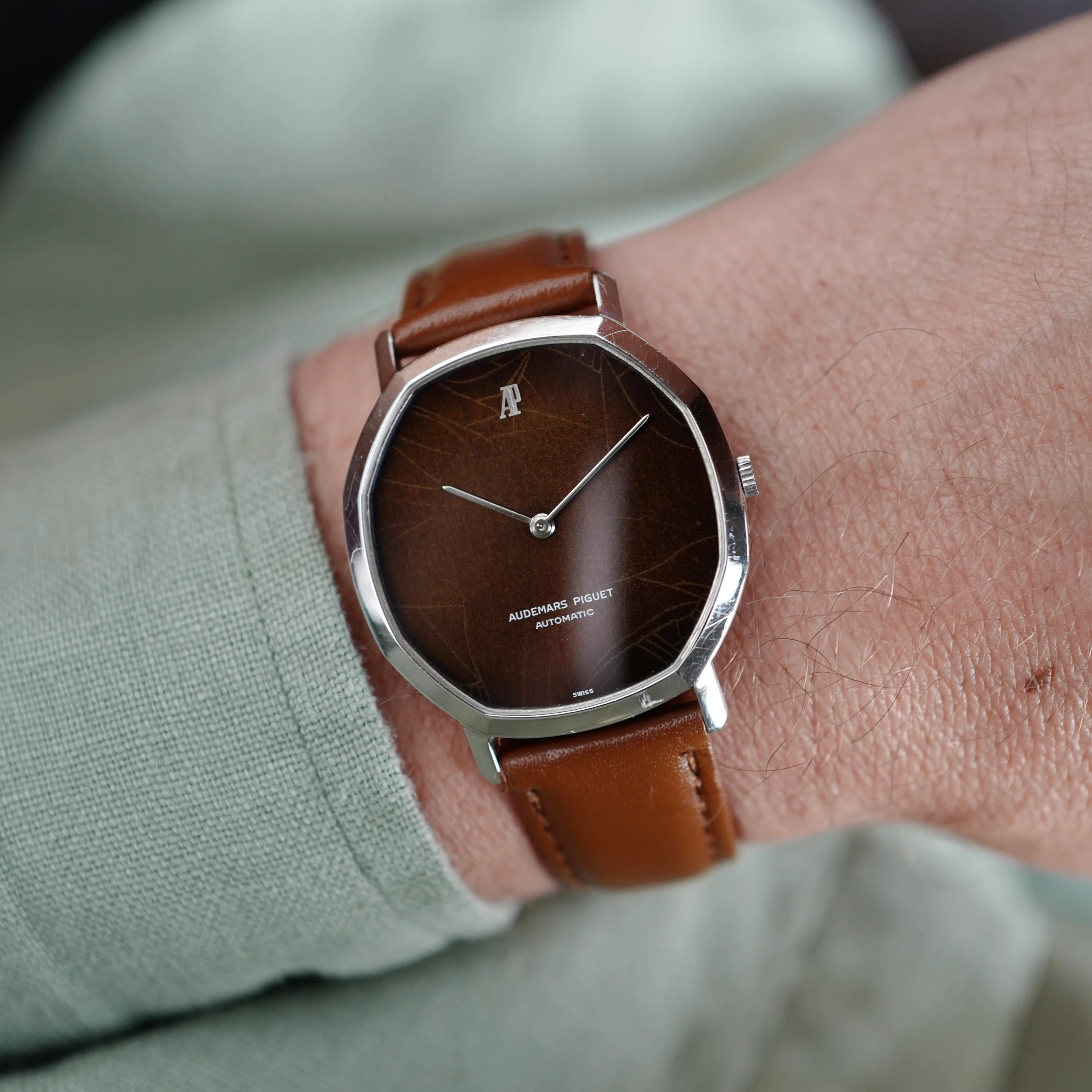 Audemars Piguet Steel Automatic Ref. 4010 with Tropical Spider Dial (NEW ARRIVAL) - Image 2