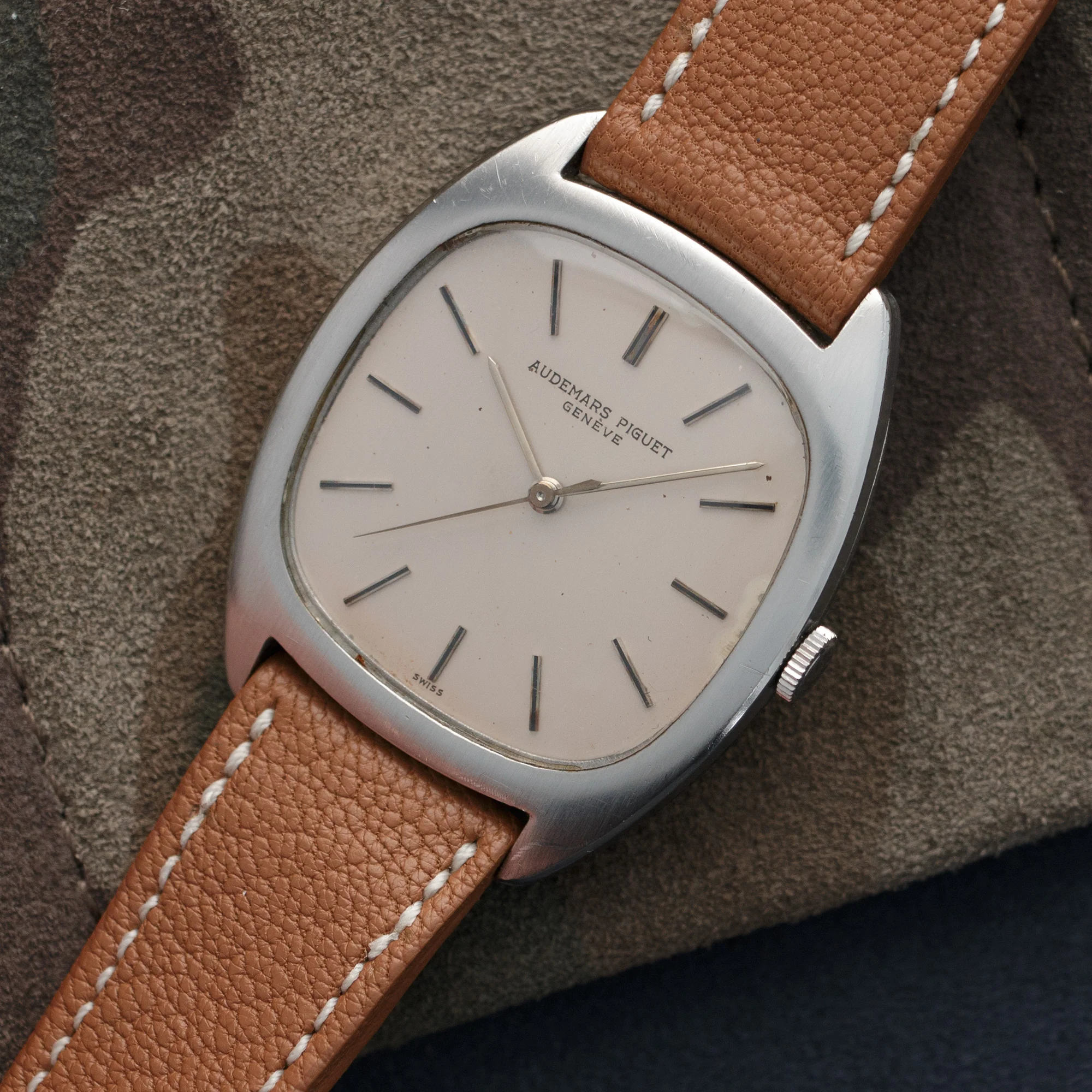 Audemars Piguet Steel Automatic Watch Ref. 5369 - Image 2