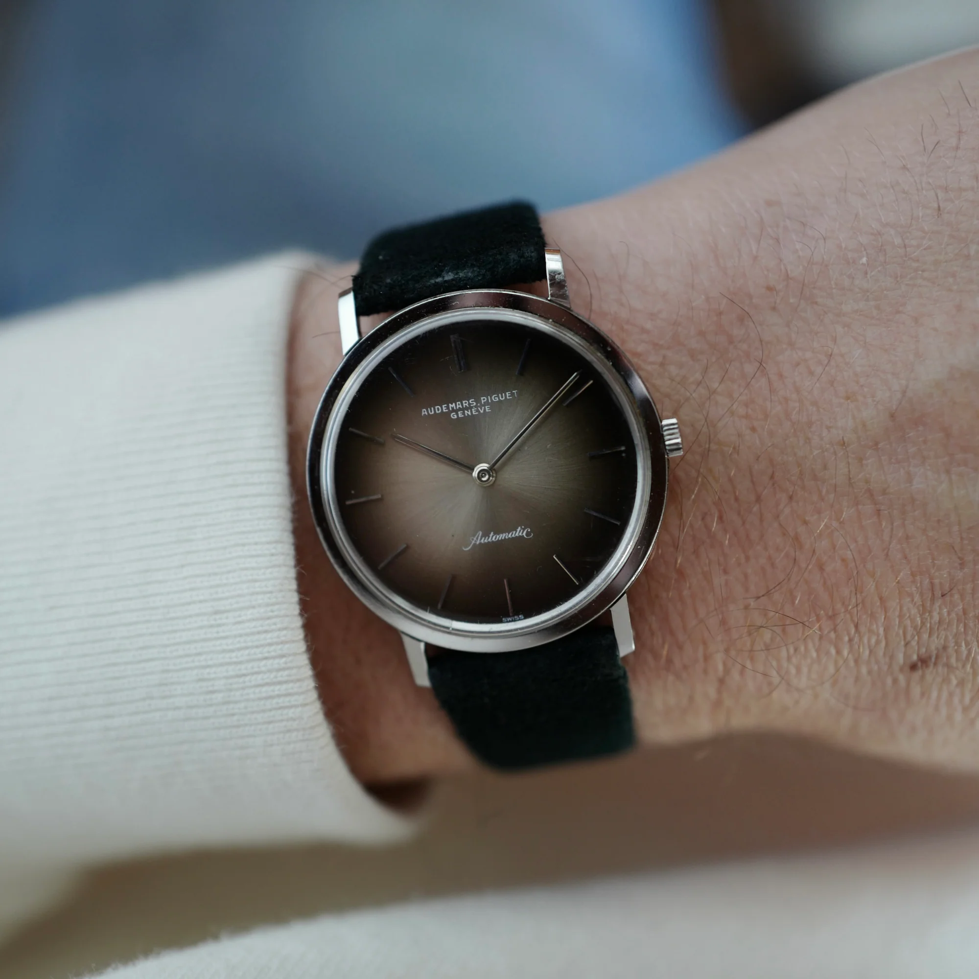 Audemars Piguet Steel Automatic Watch with Smoked Vignette Dial - Image 2
