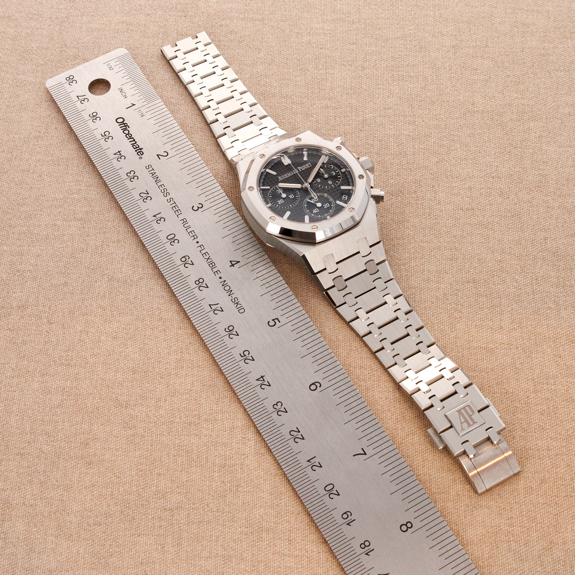 Audemars Piguet Steel Royal Oak 50th Anniversary Ref. 26240ST - Image 4