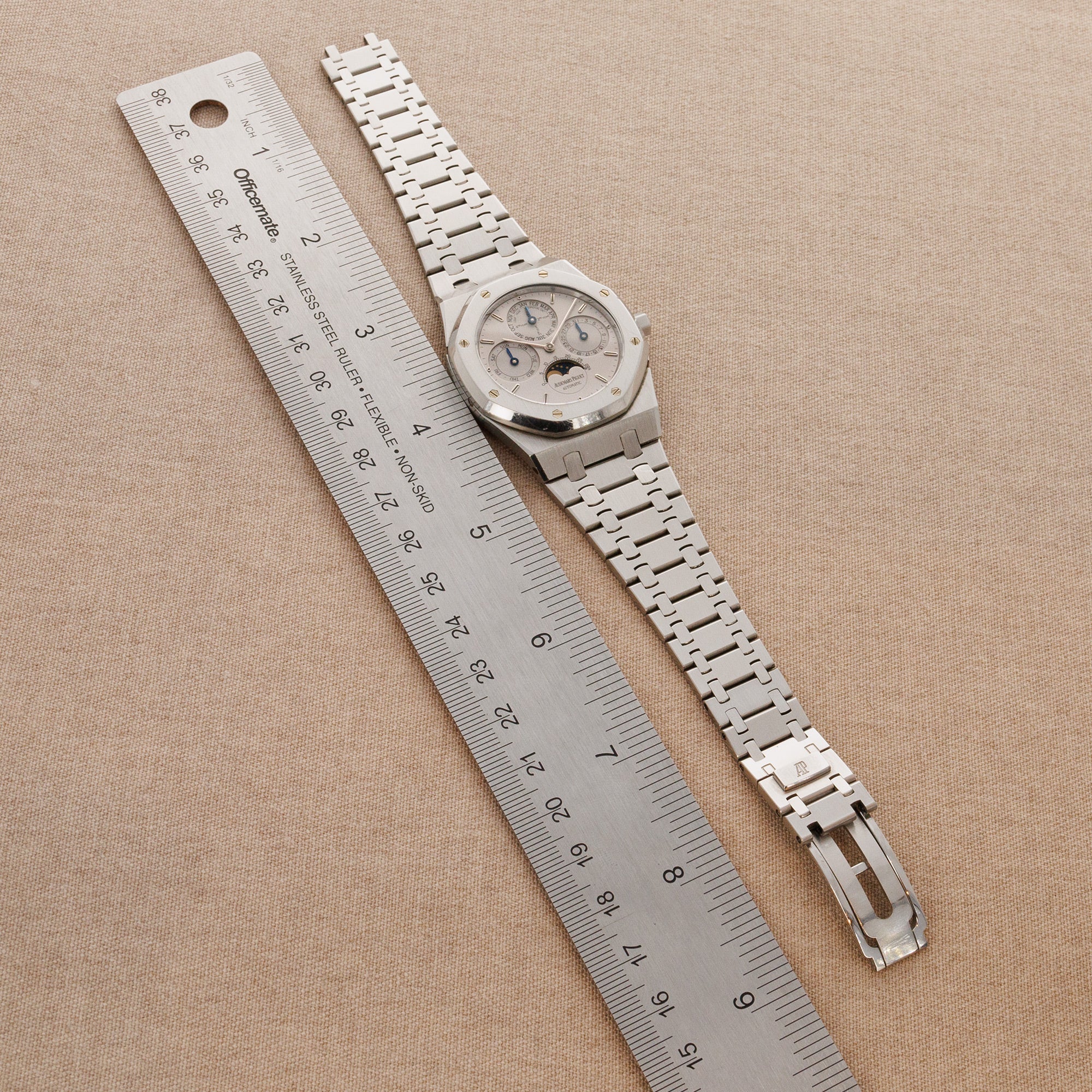 Audemars Piguet Steel Royal Oak Quantieme Perpetual Ref. 25820 - Image 4