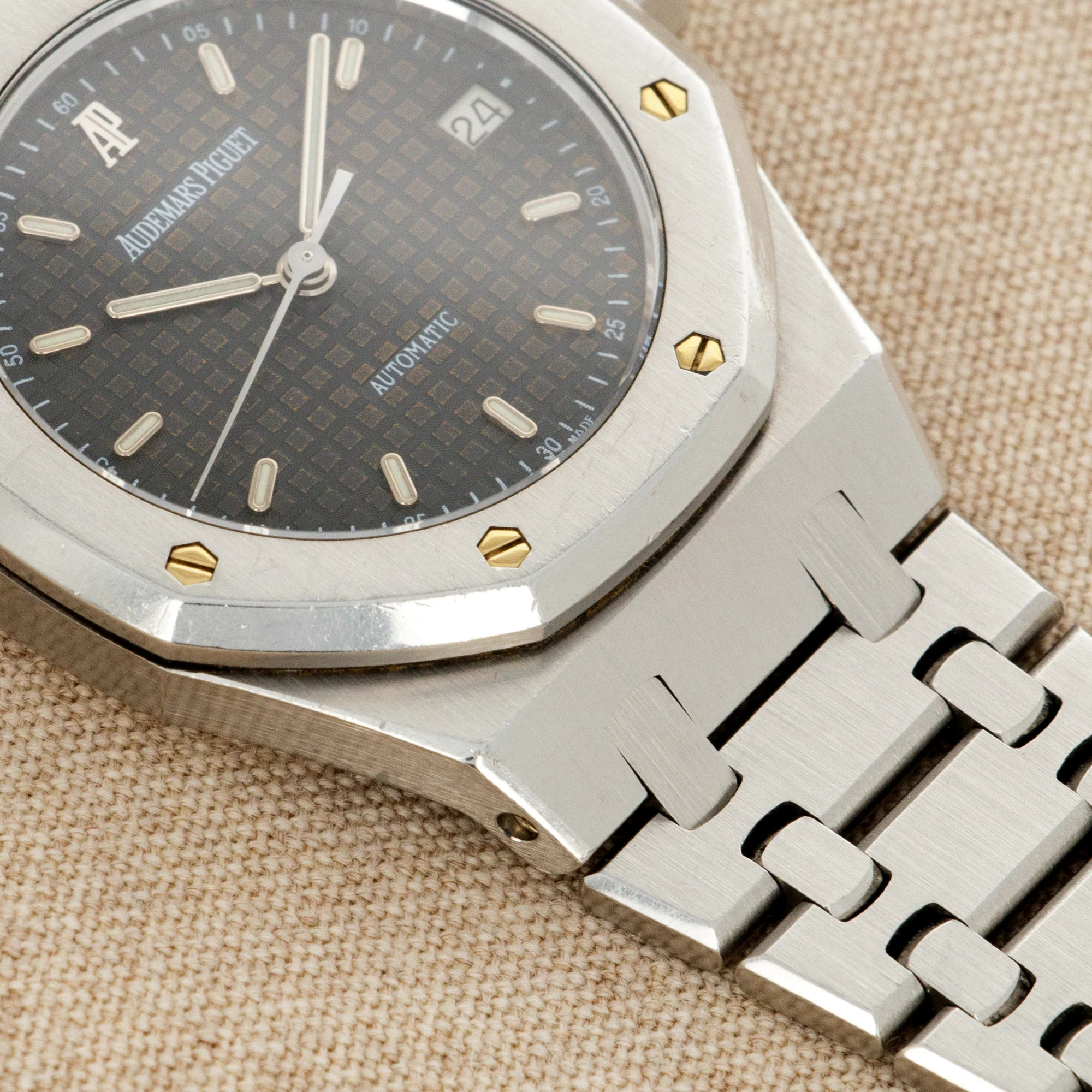 Audemars Piguet Steel Royal Oak Ref. 14790 with Tropical Dial - Image 3