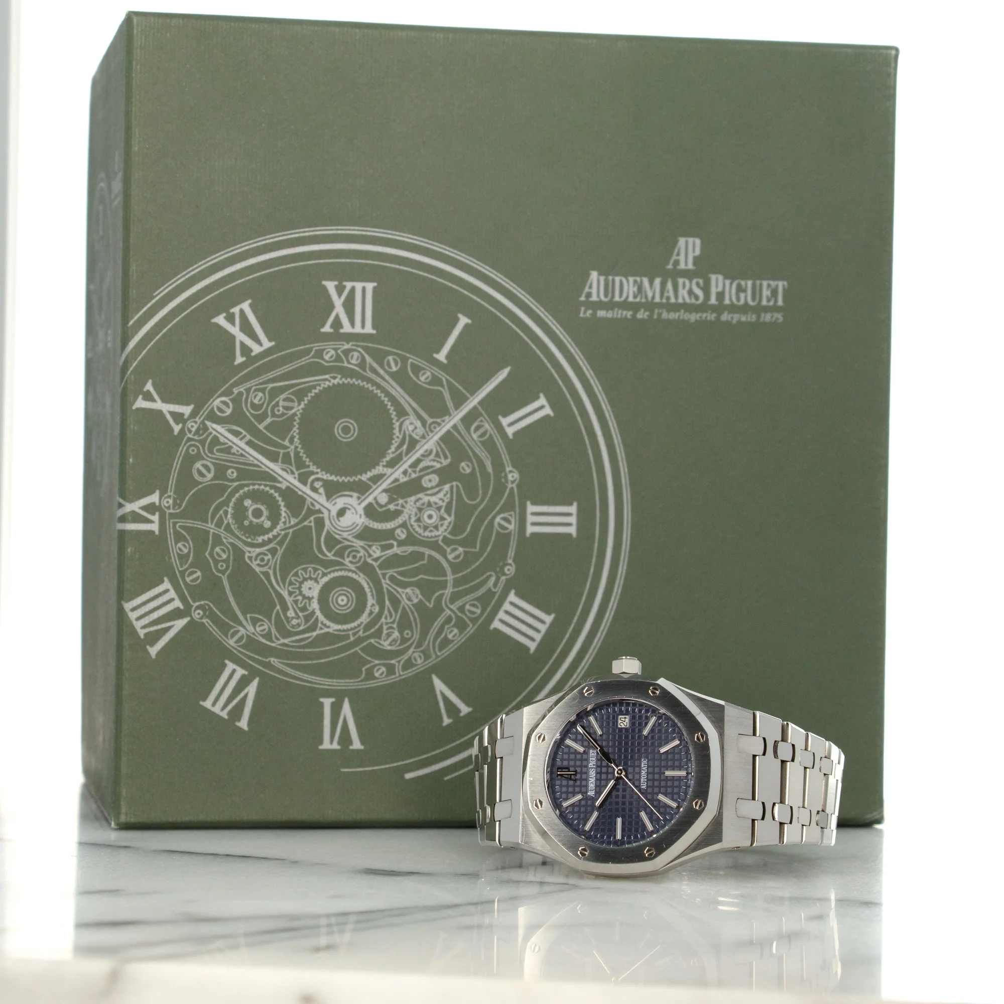 Audemars Piguet Steel Royal Oak Ref. 15300 with Blue Dial - Image 4