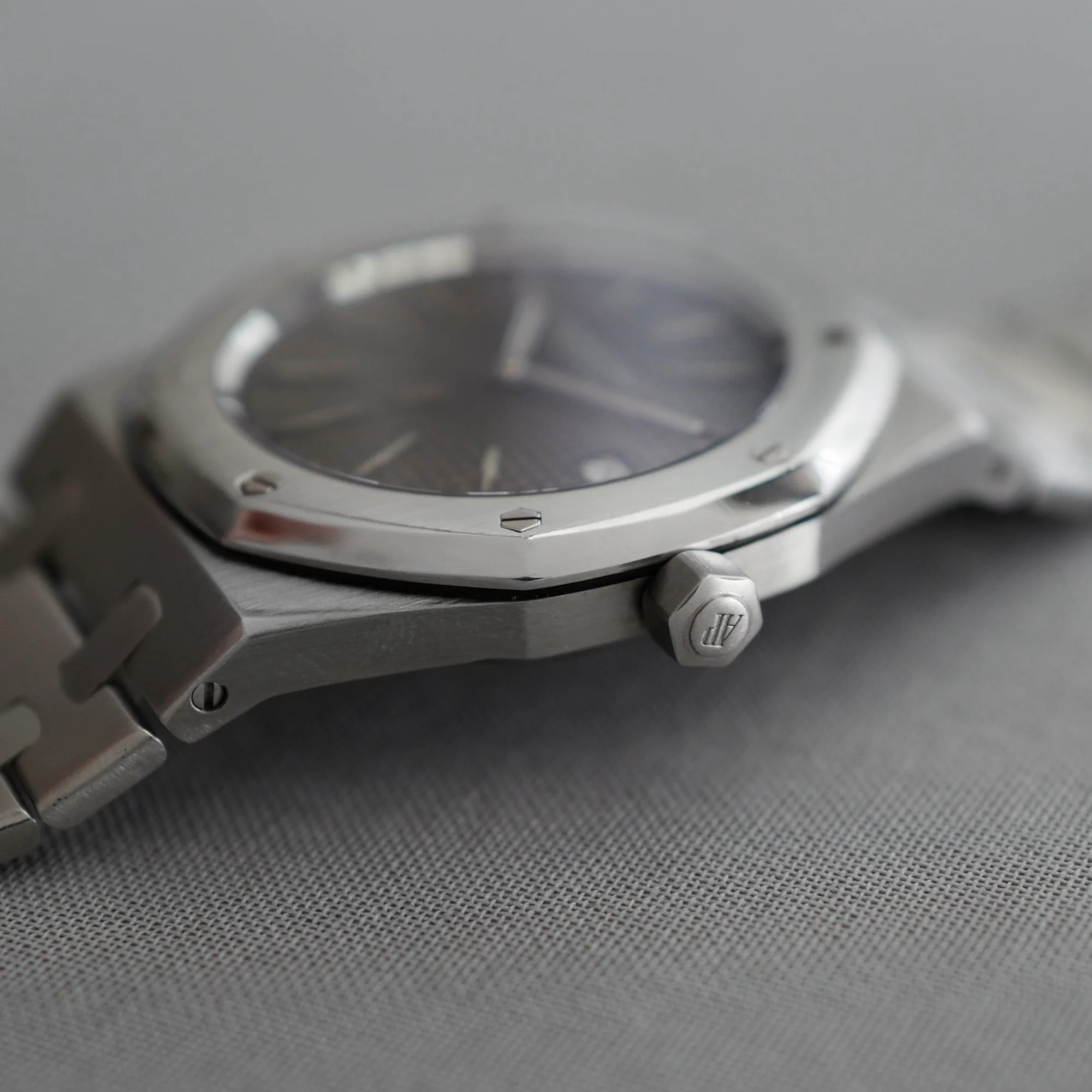 Audemars Piguet Steel Royal Oak Ref. 5402 with Tropical Dial, with Box and Papers - Image 5