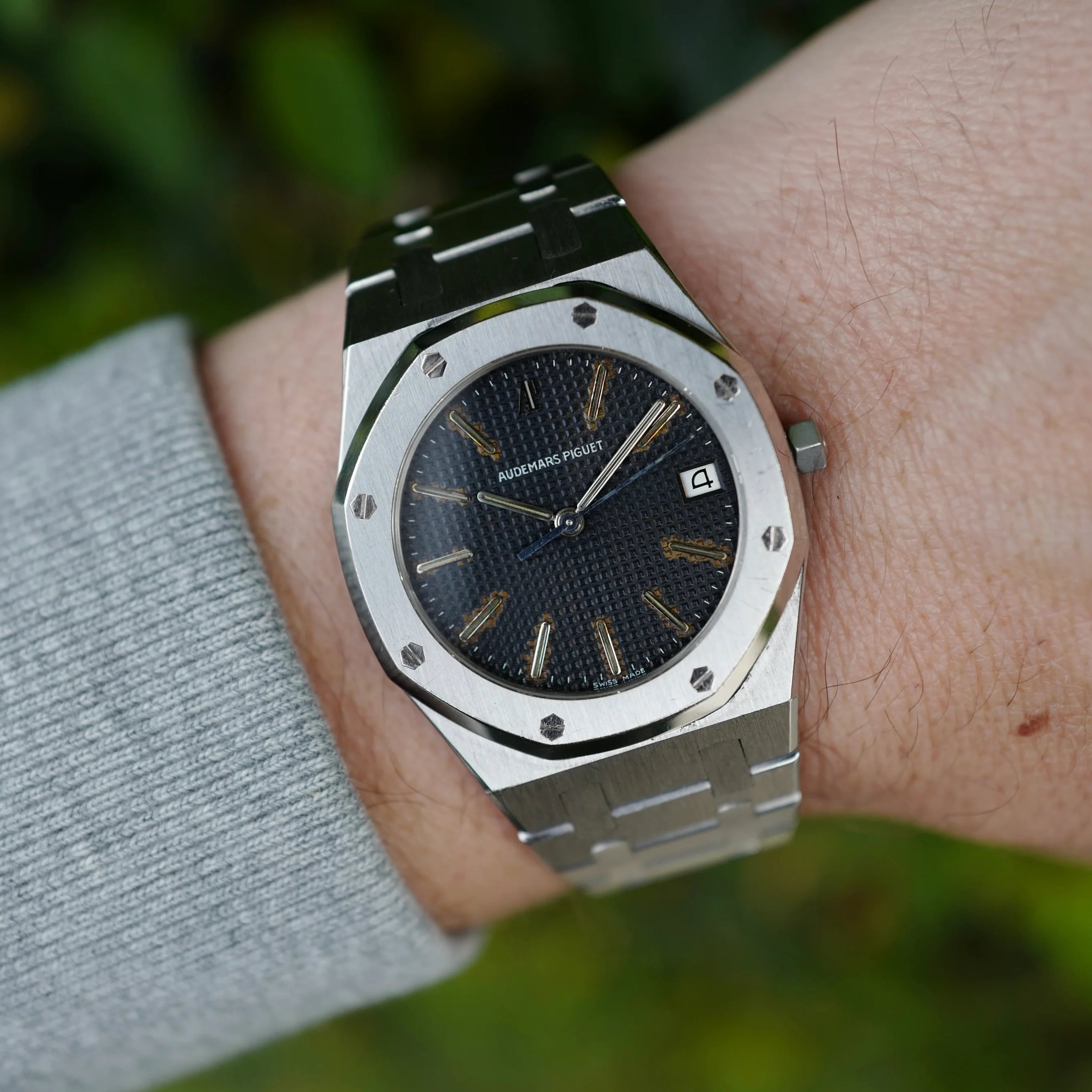 Audemars Piguet Steel Royal Oak Ref. 56023 (New Arrival) - Image 2