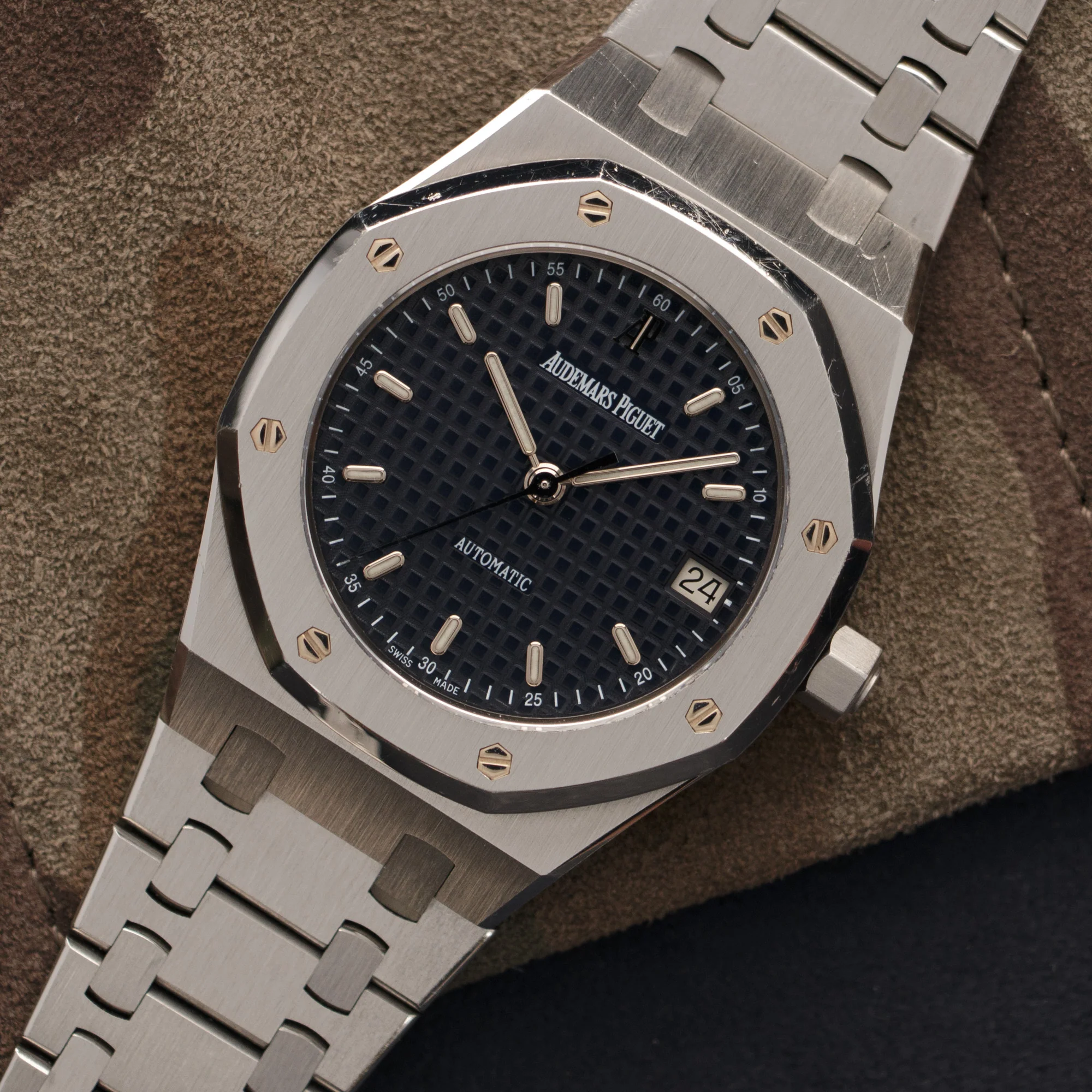 Audemars Piguet Steel Royal Oak Watch Ref. 14790 - Image 2