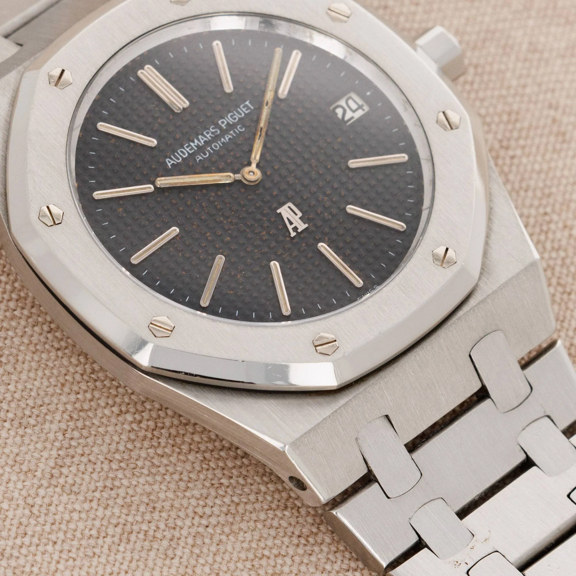 Audemars Piguet Steel Transitional Jumbo Royal Oak Ref. 5402 Rare No Serial Watch - Image 6