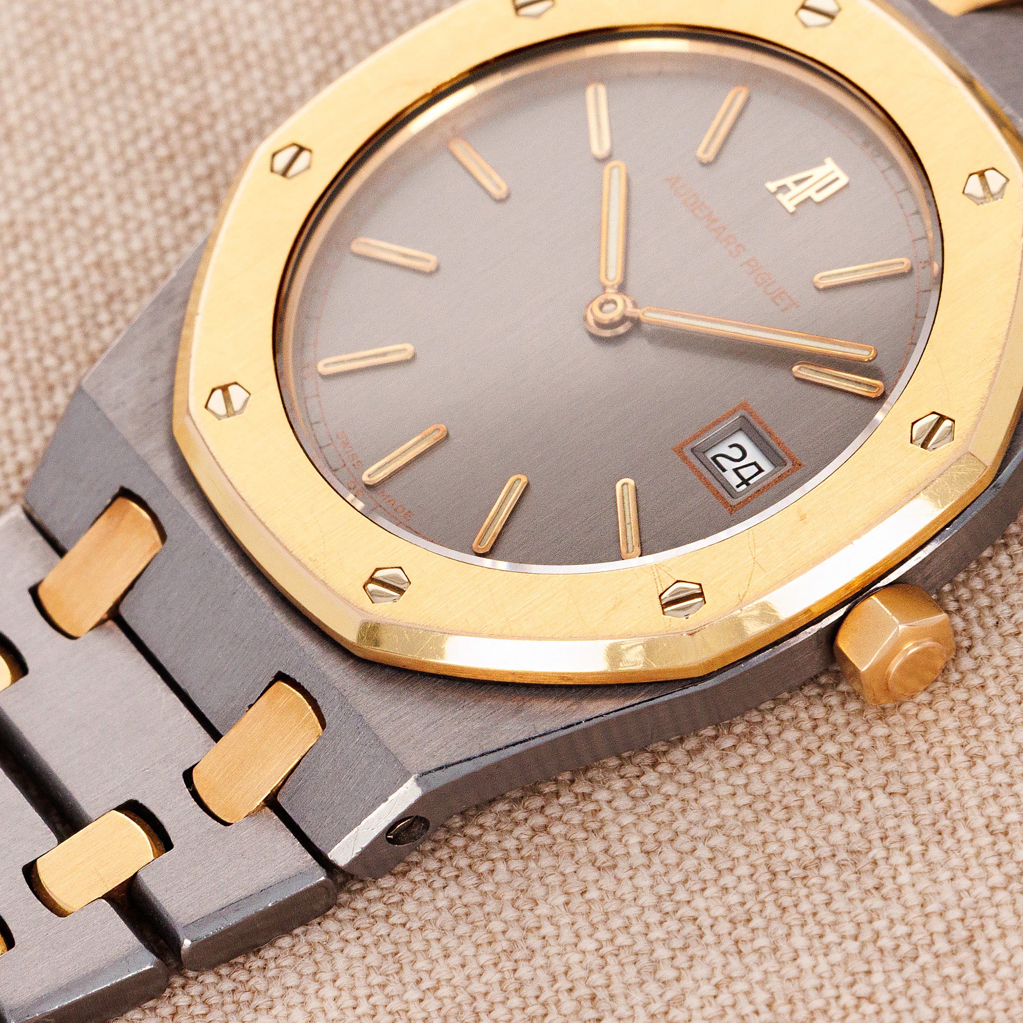 Audemars Piguet Tantalum and Rose Gold Royal Oak Ref. 56175 - Image 5