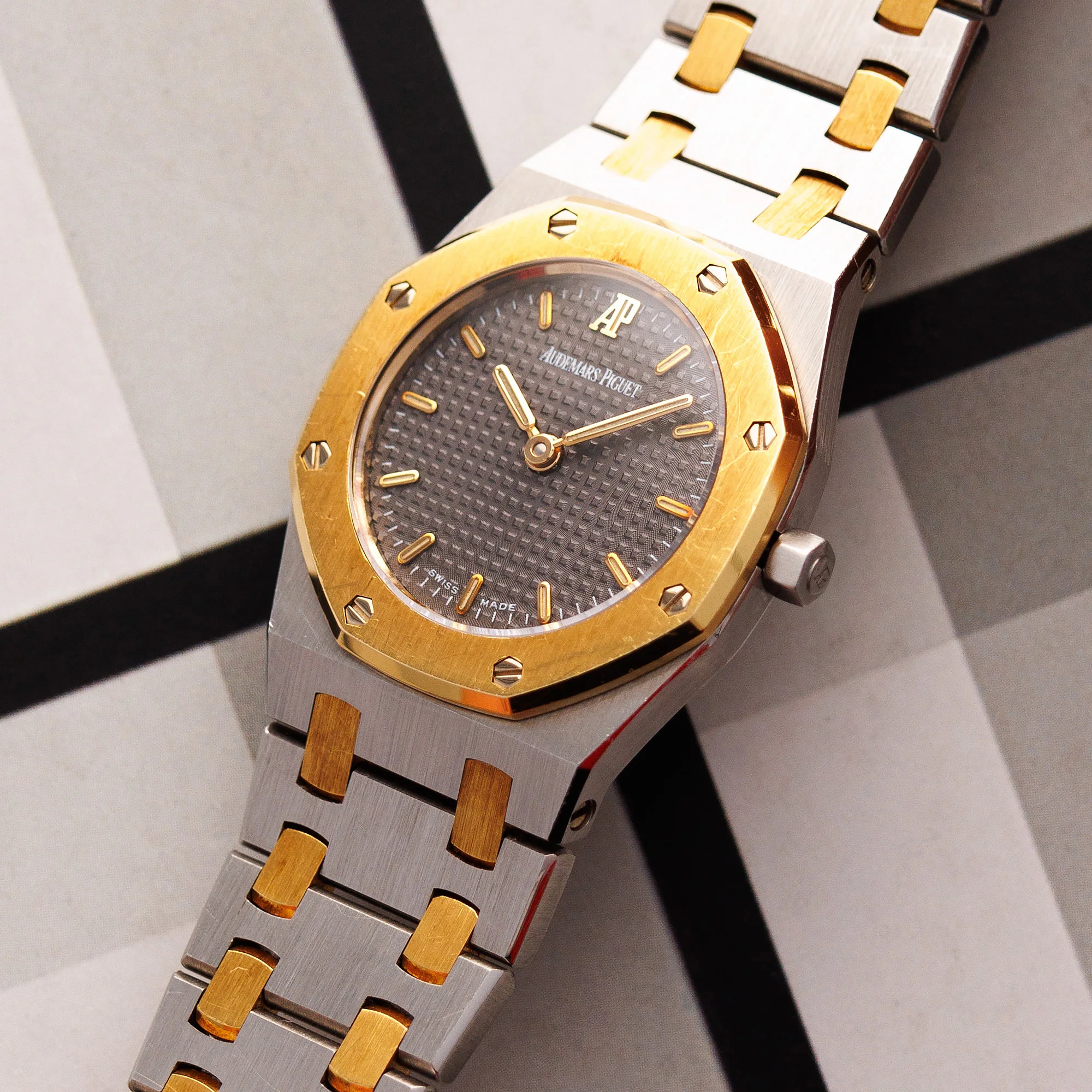 Audemars Piguet Two-Tone Ladies Royal Oak - Image 2