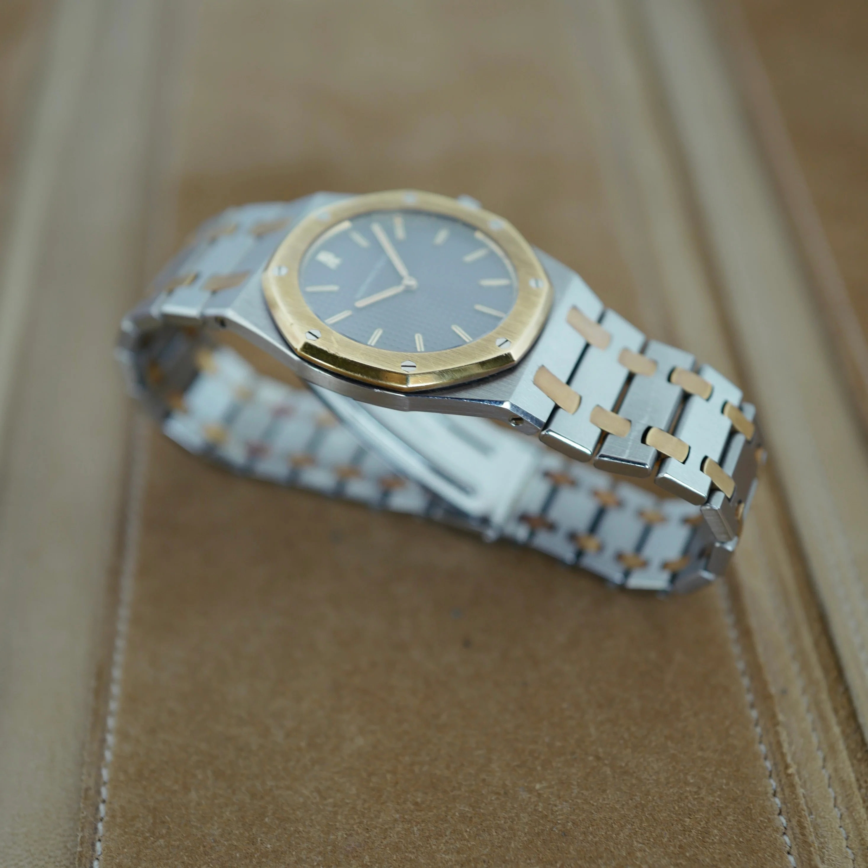 Audemars Piguet Two-Tone Royal Oak Ref. 56303 (New Arrival) - Image 6
