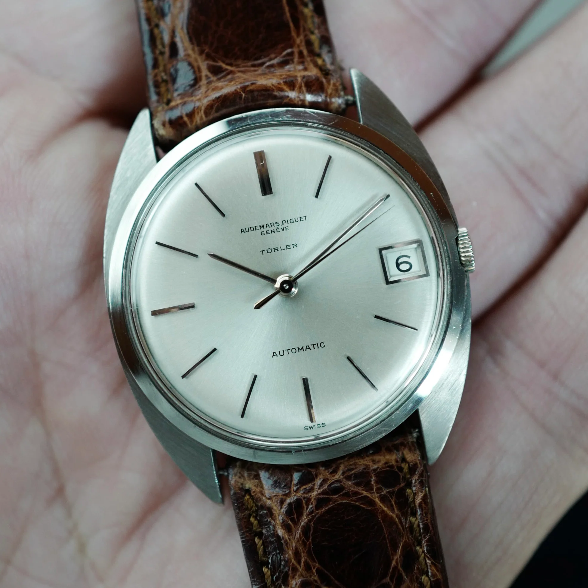 Audemars Piguet White Gold Automatic Watch Ref. 5205 Retailed by Turler - Image 3