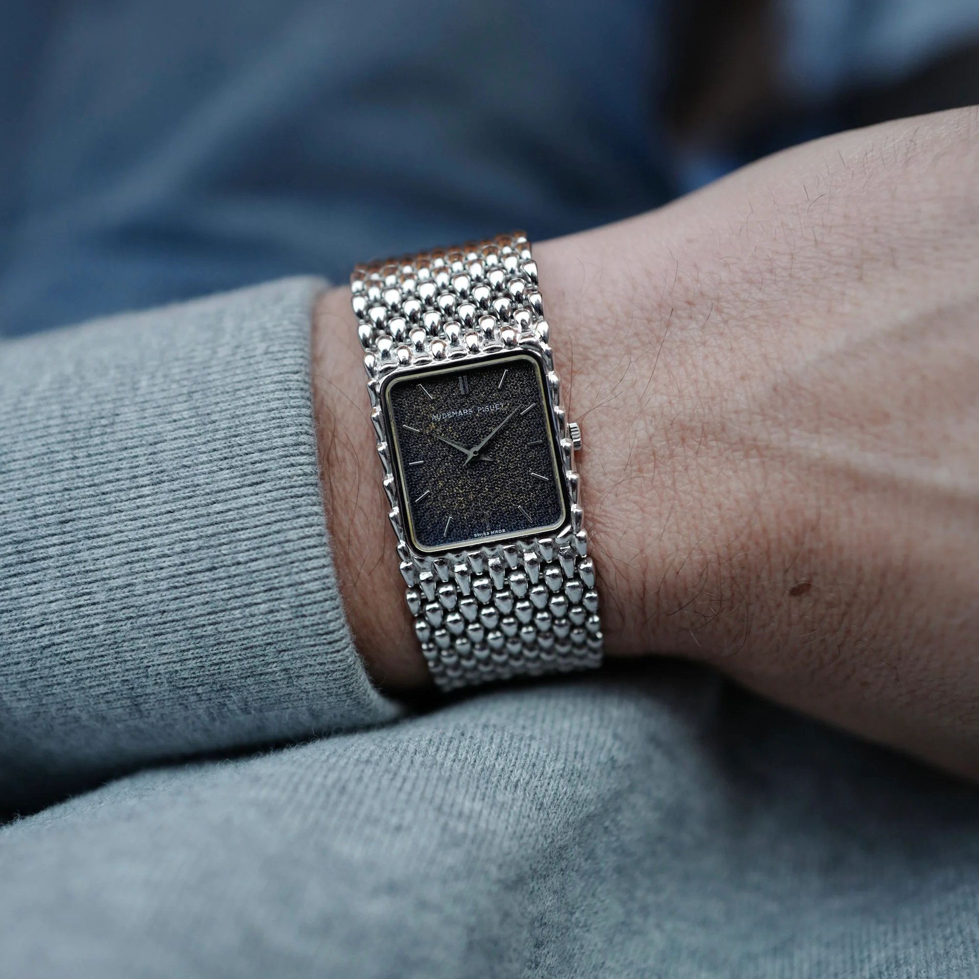 Audemars Piguet White Gold Beaded Bracelet Watch with Tropical Dial - Image 4