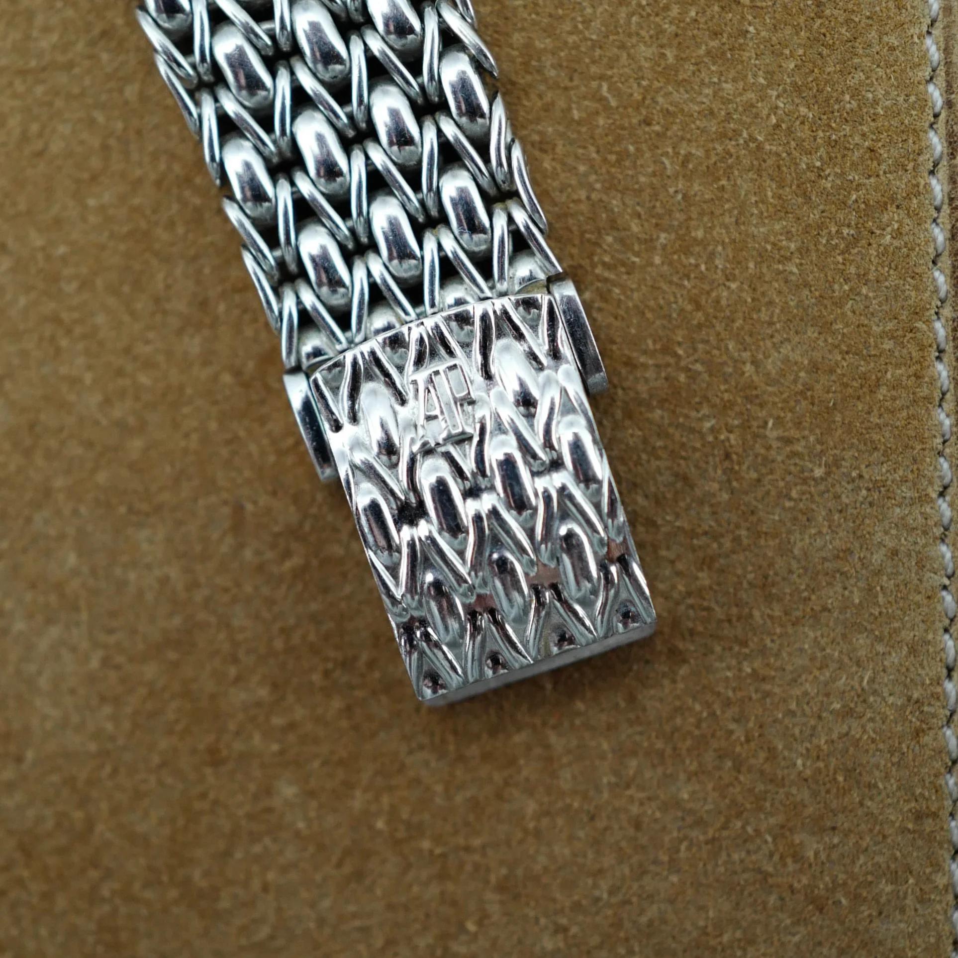 Audemars Piguet White Gold Bracelet Watch Ref. 56478 - Image 5