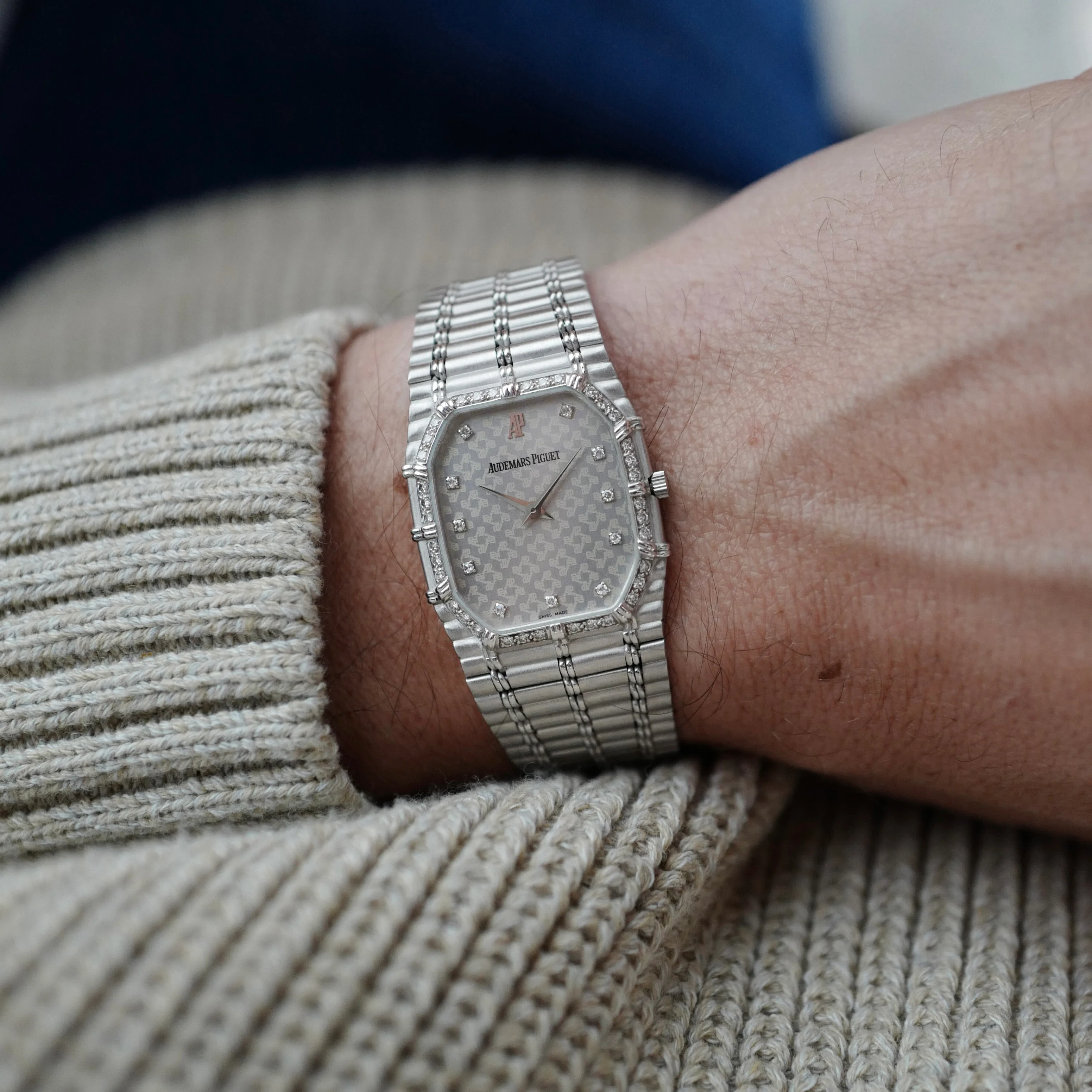 Audemars Piguet White Gold Diamond Bamboo with Geometric Logo Dial - Image 6