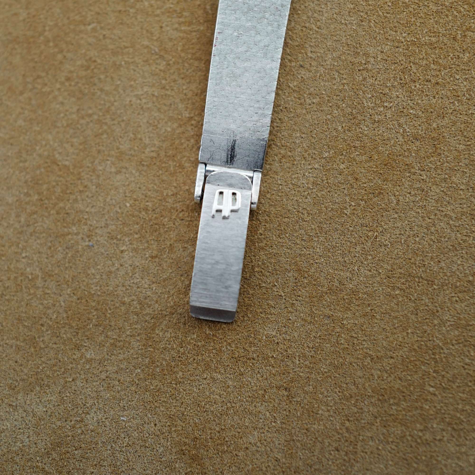Audemars Piguet White Gold Lapis Lazuli and Diamond Watch - Image 5