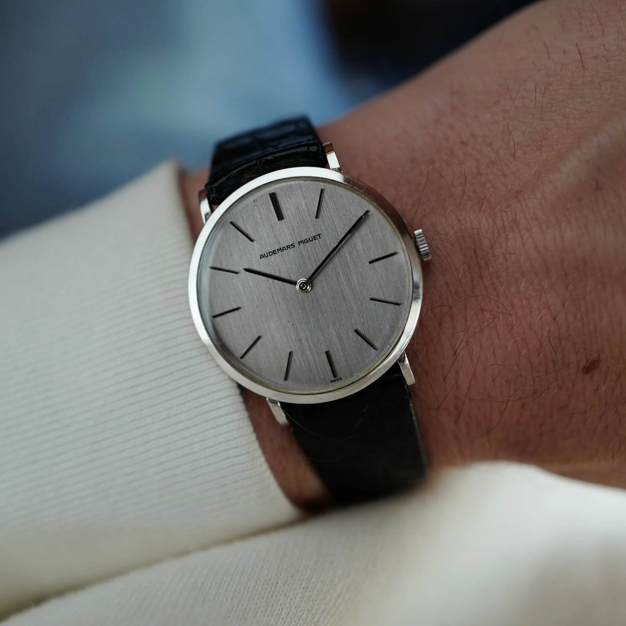 Audemars Piguet White Gold Round Dress Watch - Image 3