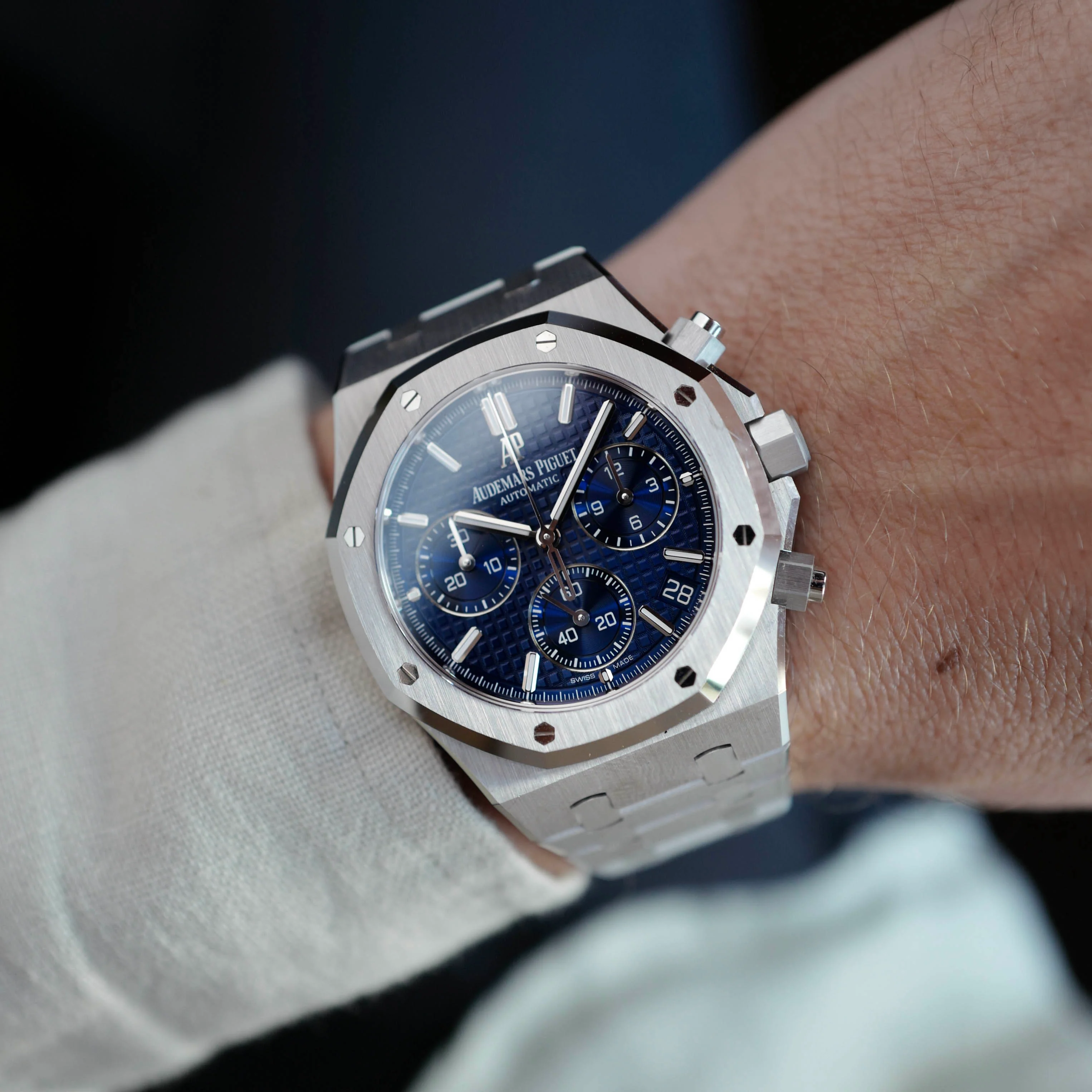 Audemars Piguet White Gold Royal Oak Chronograph Japan Edition Watch 26239 - Image 7