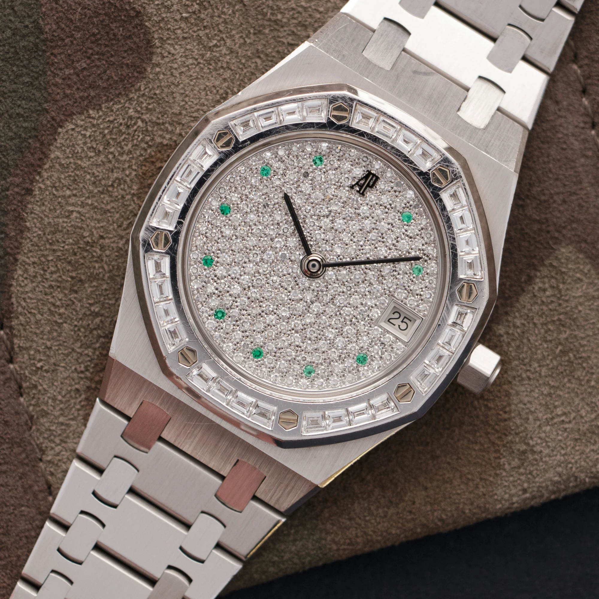 Audemars Piguet White Gold Royal Oak Diamond & Emerald Watch - Image 2
