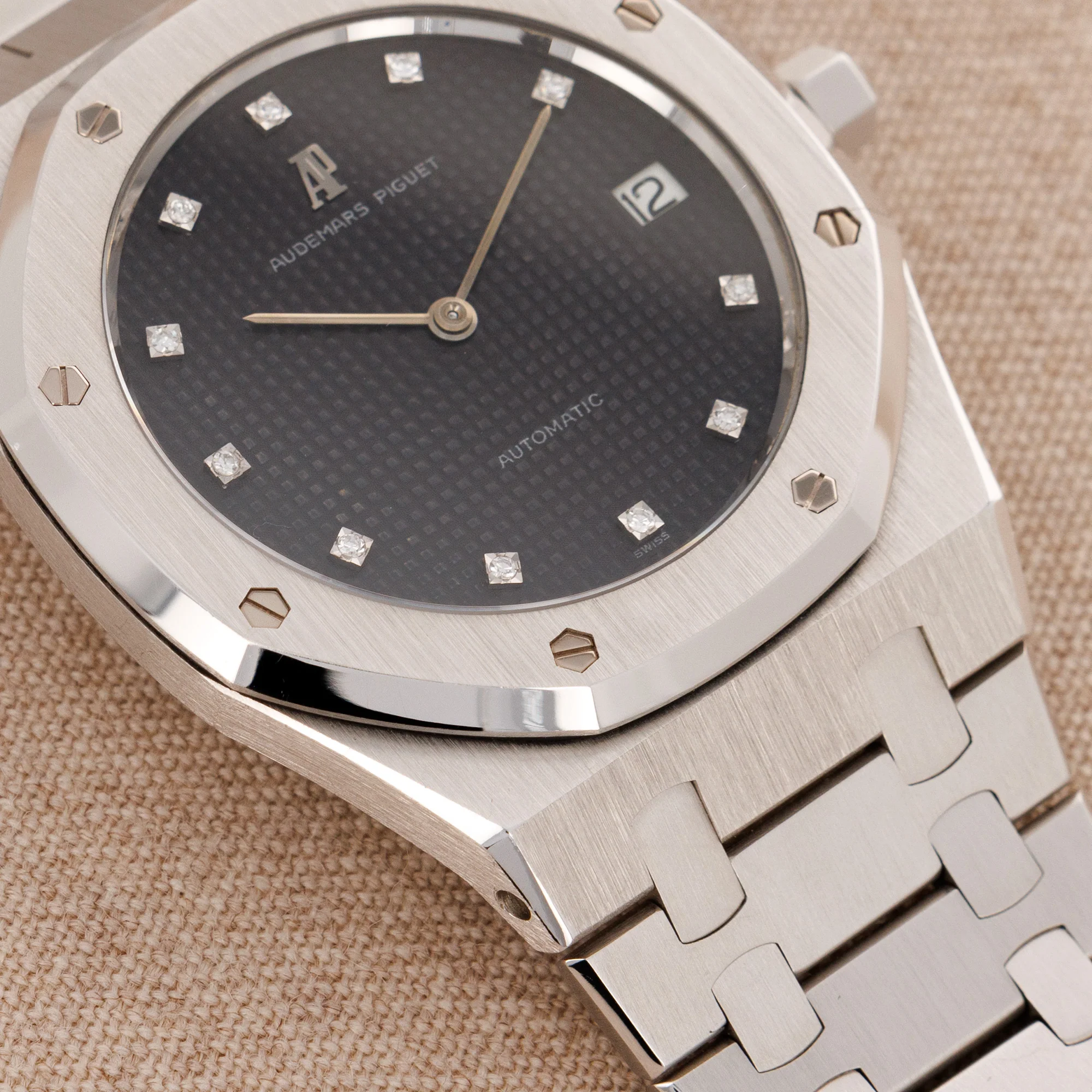 Audemars Piguet White Gold Royal Oak Ref. 5402 - Image 5
