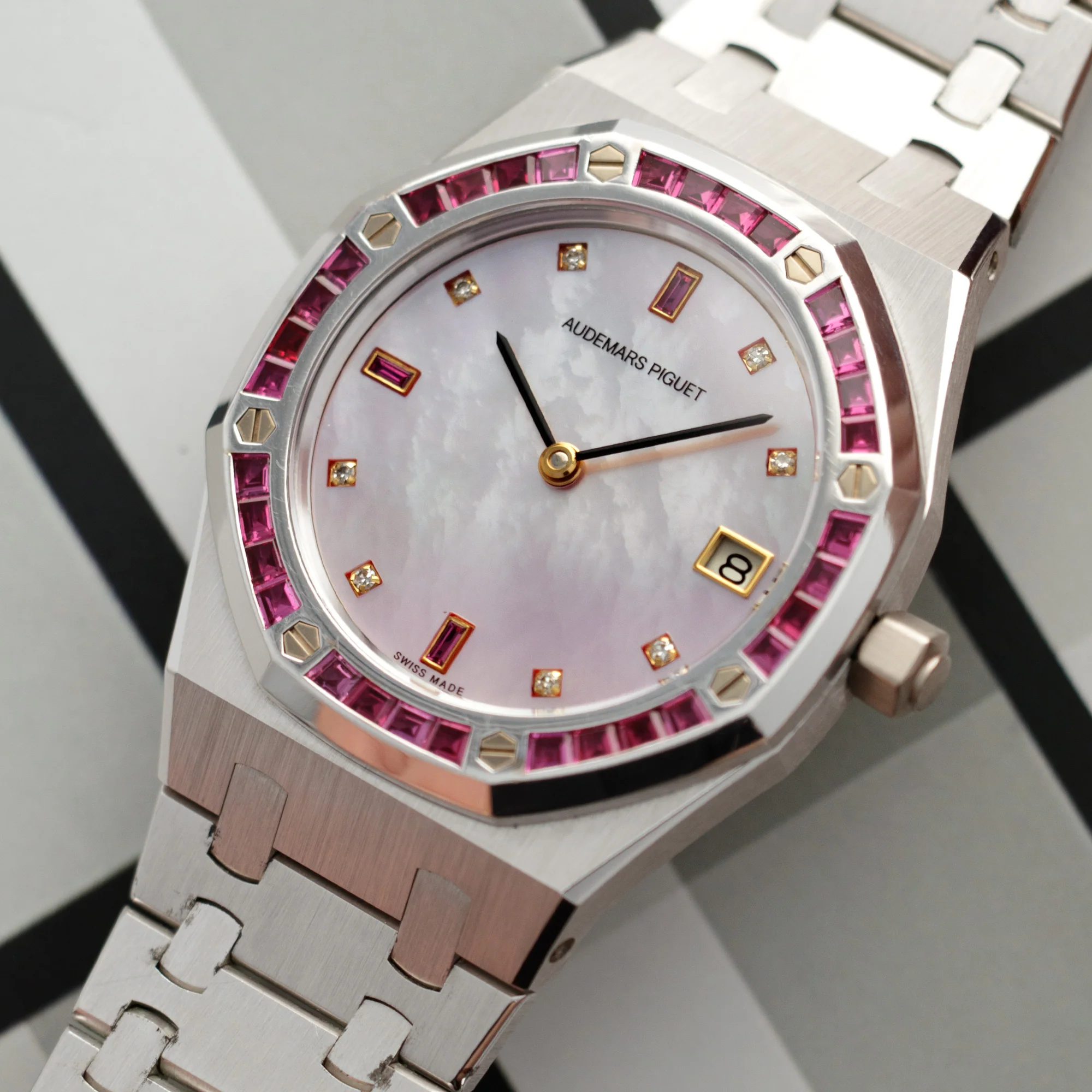 Audemars Piguet White Gold Ruby Royal Oak Ref. 14840 - Image 2