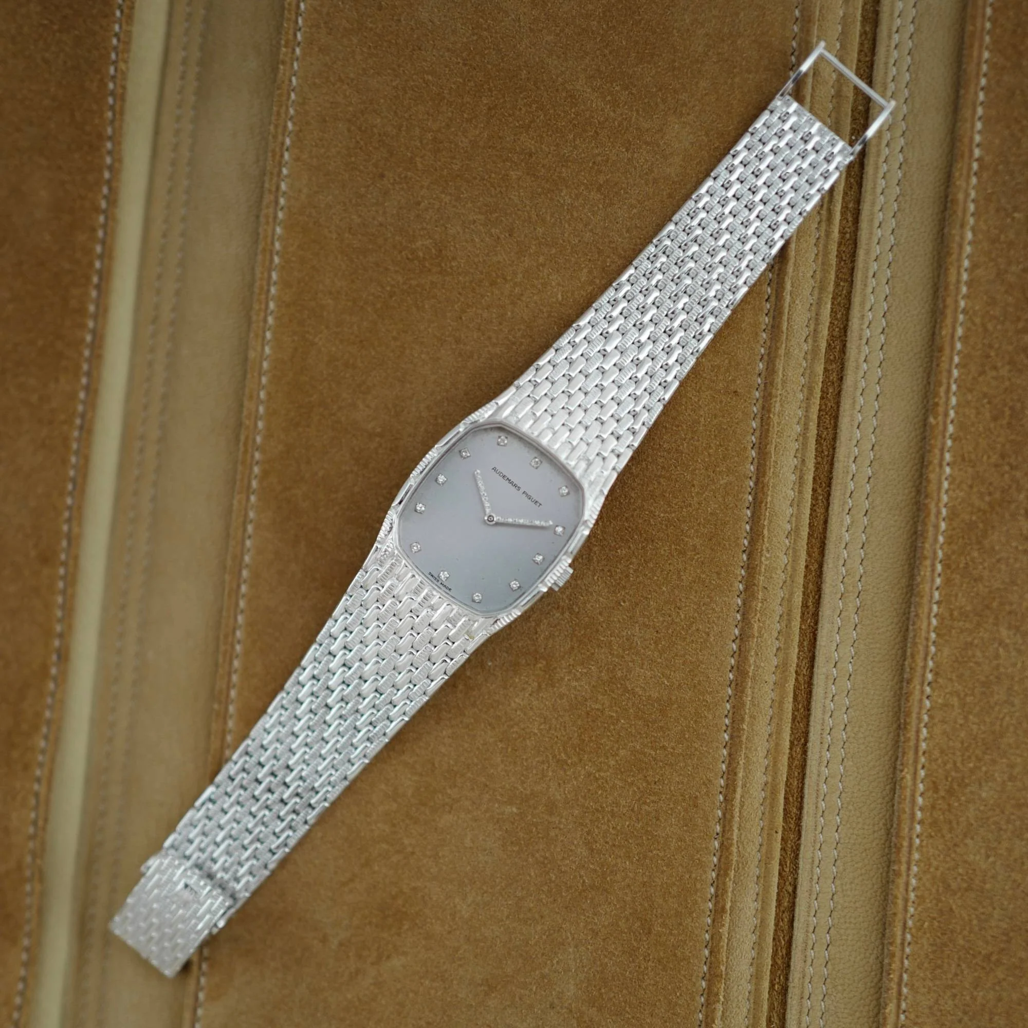 Audemars Piguet White Gold Vintage Watch with Original Diamonds - Image 6