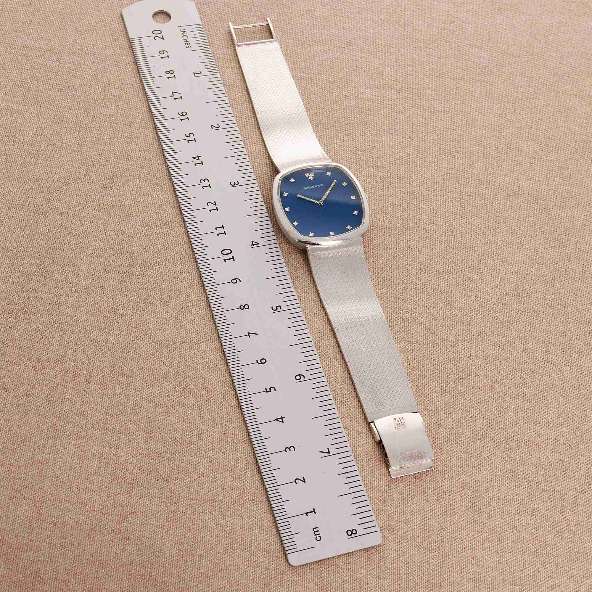Audemars Piguet White Gold Watch Ref. 5436 with Rare Vibrant Blue Dial - Image 9