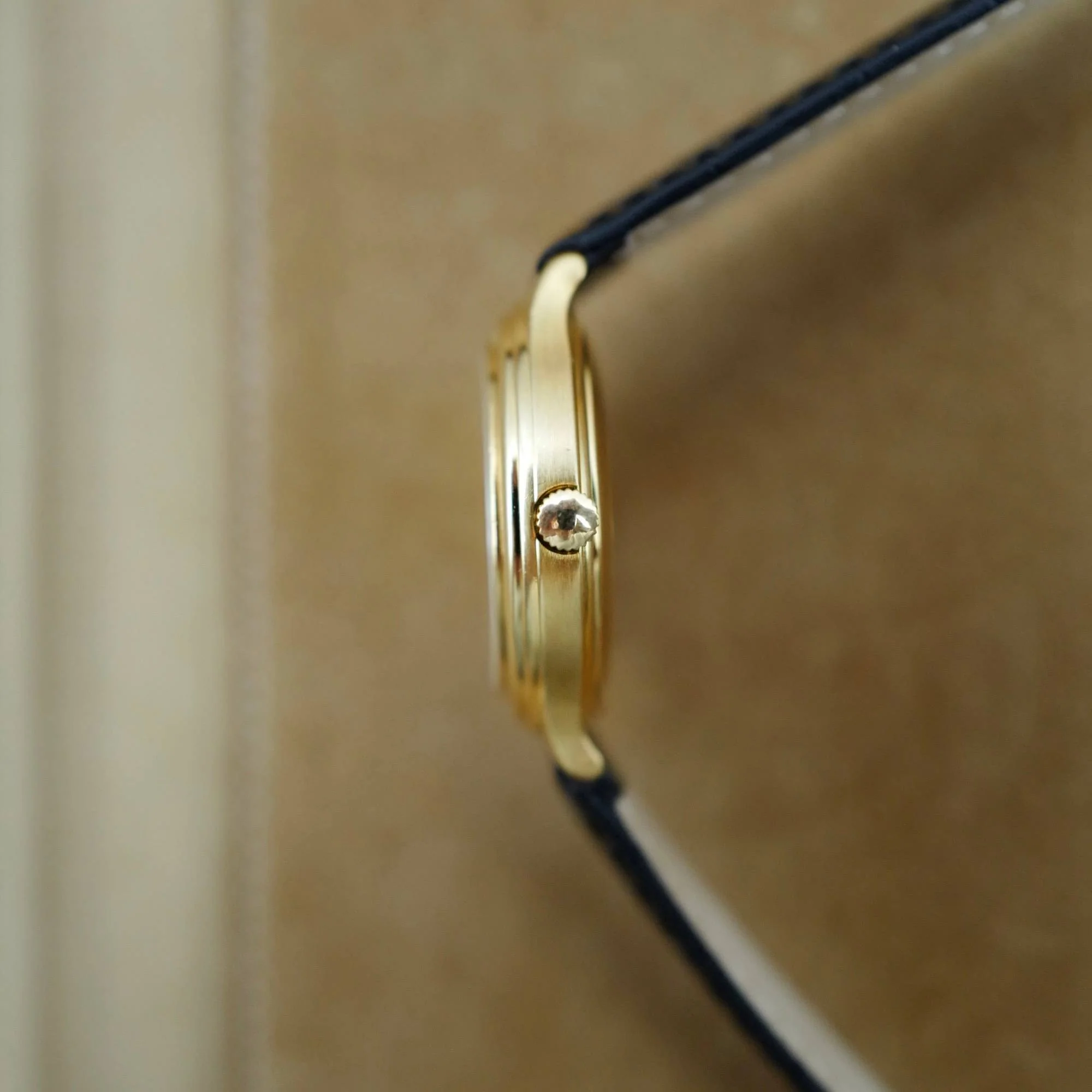 Audemars Piguet Yellow Gold Automatic Vintage Watch Ref. 1459 - Image 5