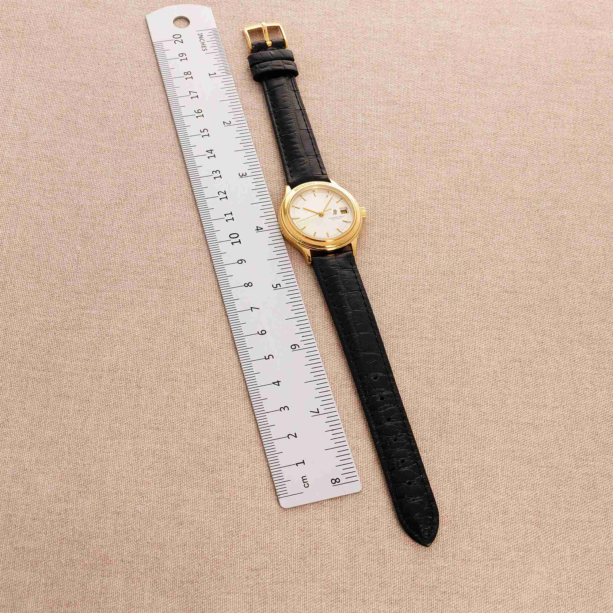 Audemars Piguet Yellow Gold Automatic Vintage Watch Ref. 1459 - Image 6