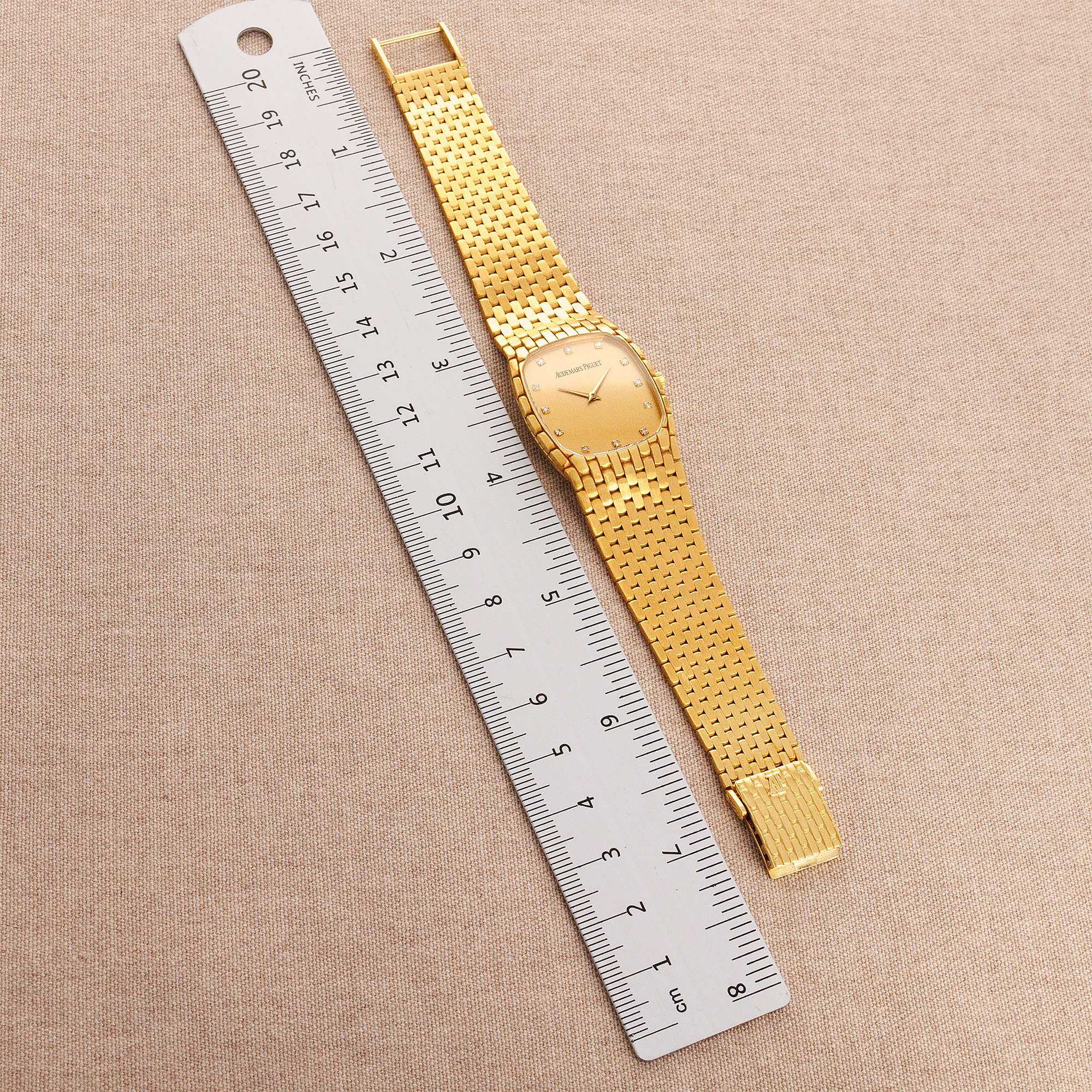 Audemars Piguet Yellow Gold Bracelet Watch - Image 6