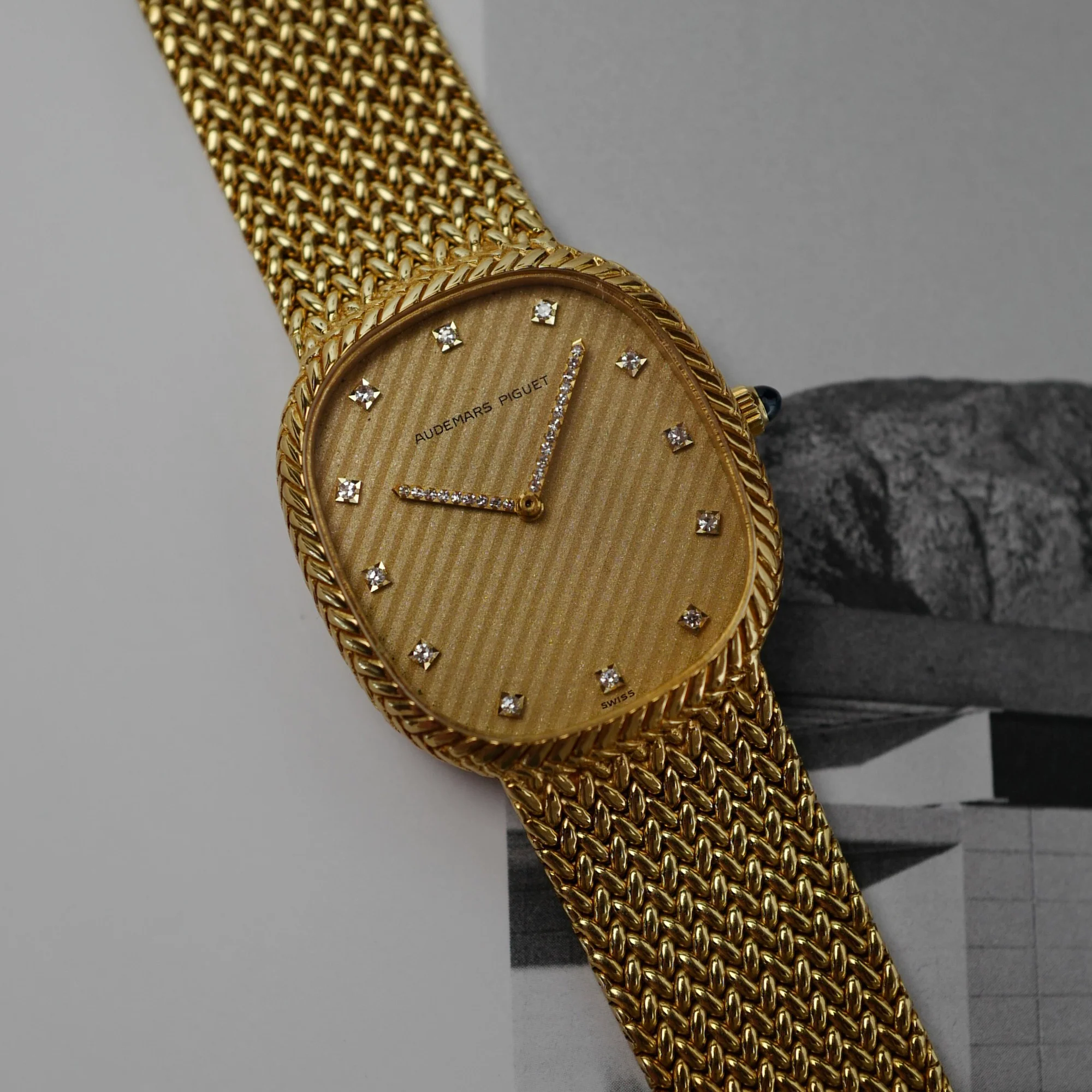 Audemars Piguet Yellow Gold Bracelet Watch Ref. 4109 - Image 3
