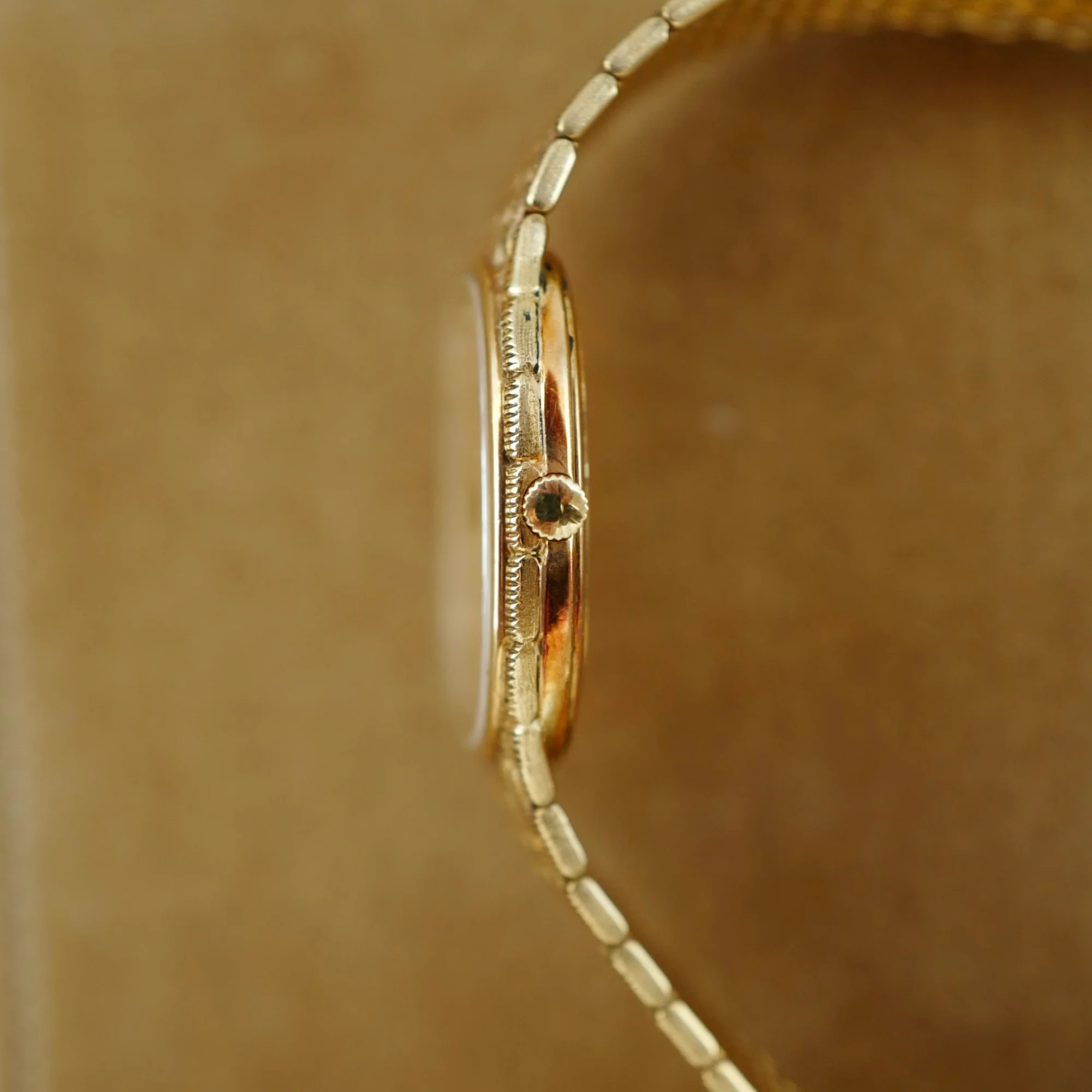 Audemars Piguet Yellow Gold Bracelet Watch Ref. BA56440 - Image 8