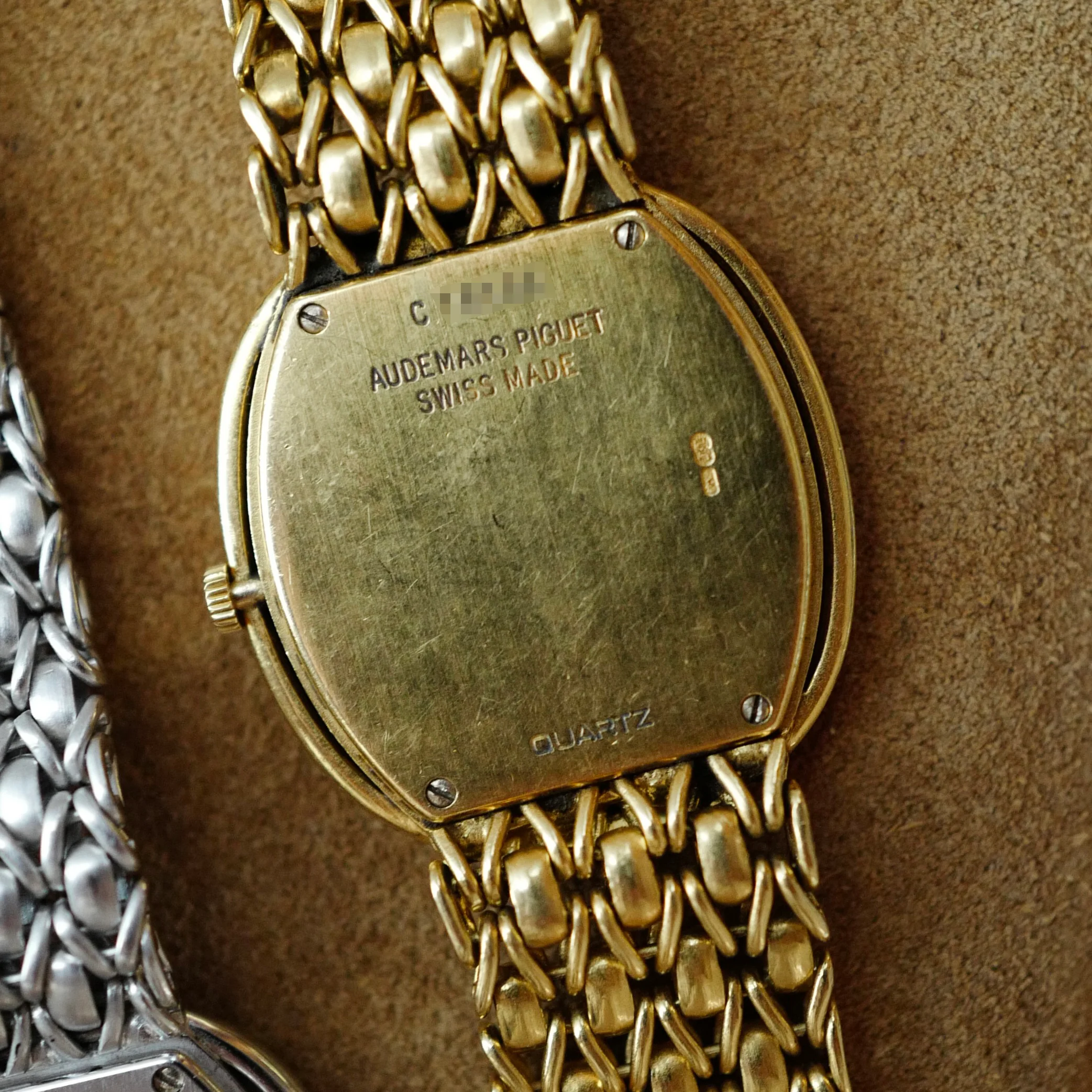 Audemars Piguet Yellow Gold Bracelet Watch with Pave Diamond & Ruby Dial - Image 4