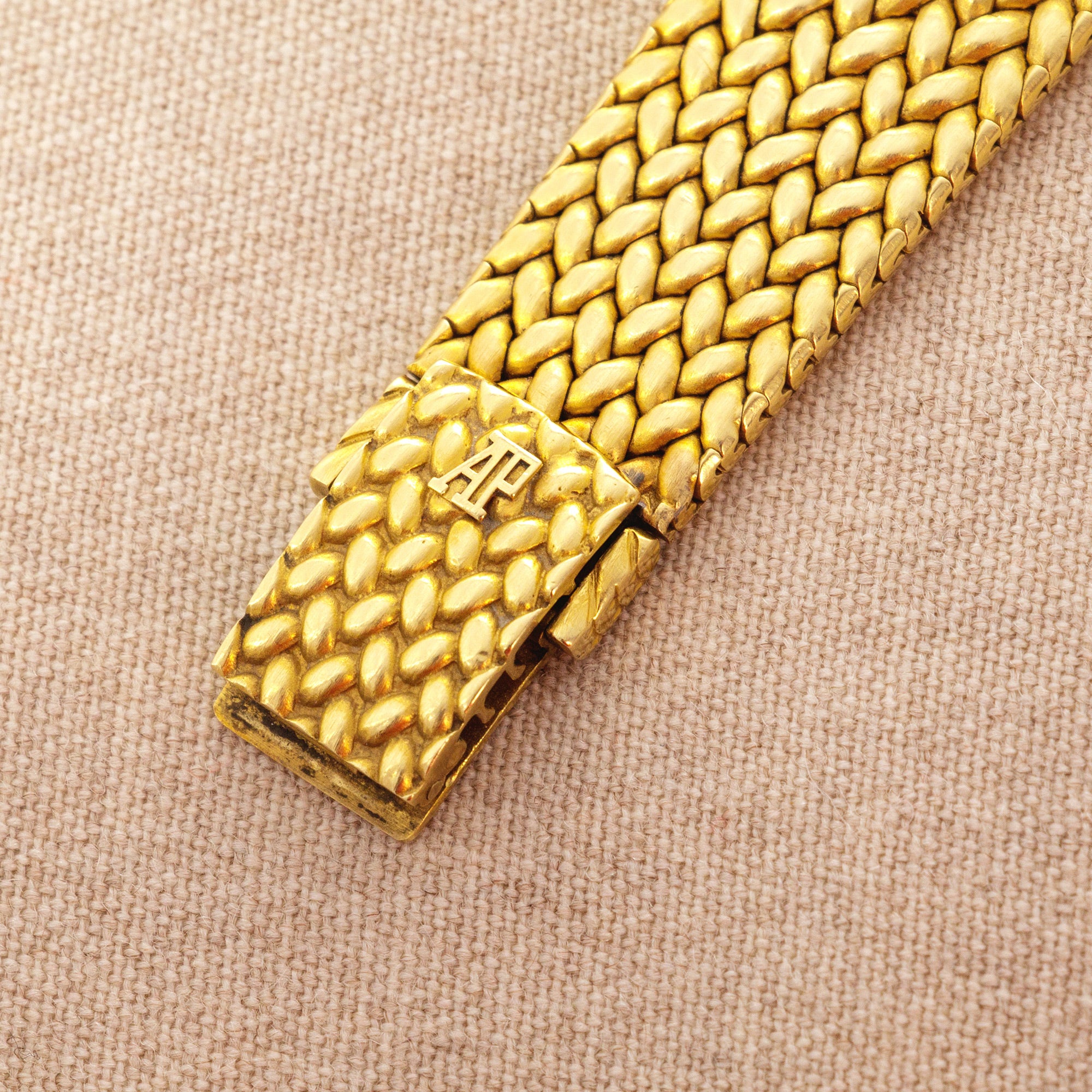 Audemars Piguet Yellow Gold Cobra with Ruby Dial - Image 8