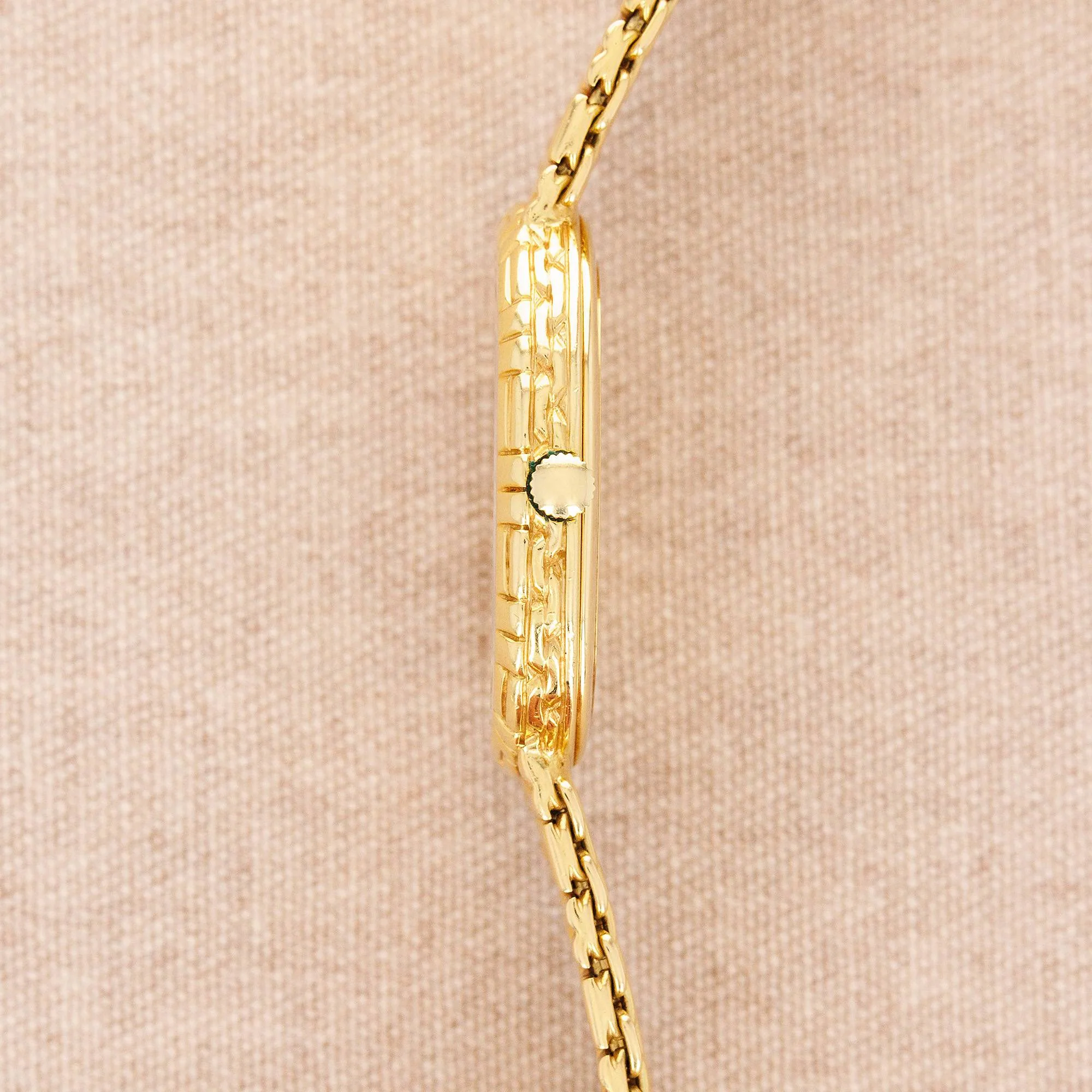 Audemars Piguet Yellow Gold Exotic Bracelet Watch - Image 4