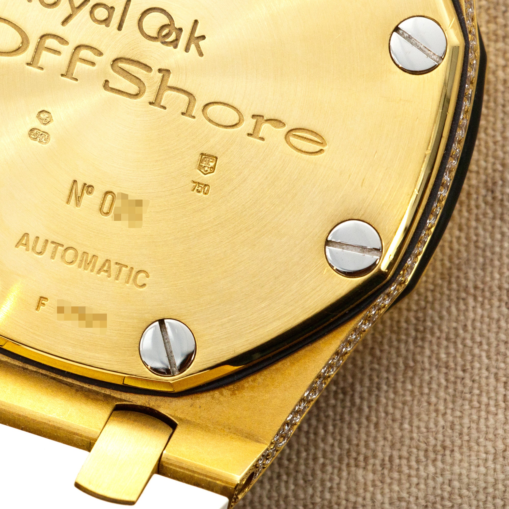 Audemars Piguet Yellow Gold Offshore Royal Oak Chronograph Ref. 26067 - Image 6