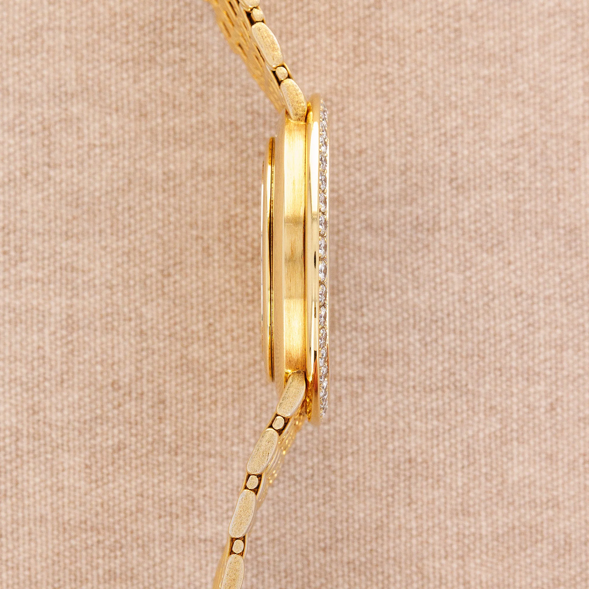 Audemars Piguet Yellow Gold Onyx & Lapis Ref. 14743 - Image 5
