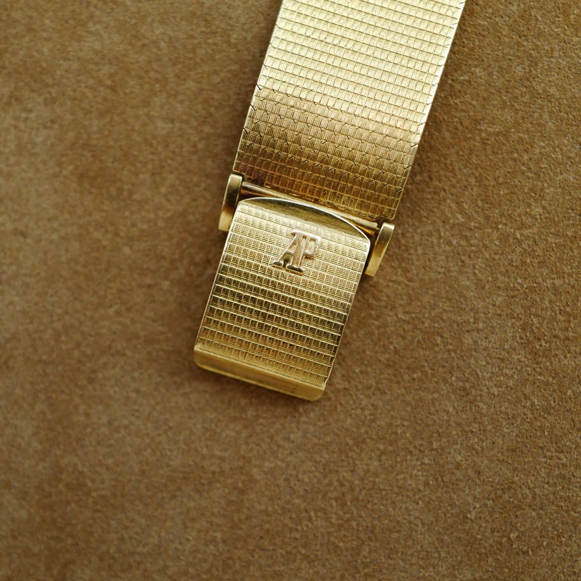 Audemars Piguet Yellow Gold Rectangular Bracelet Watch - Image 6