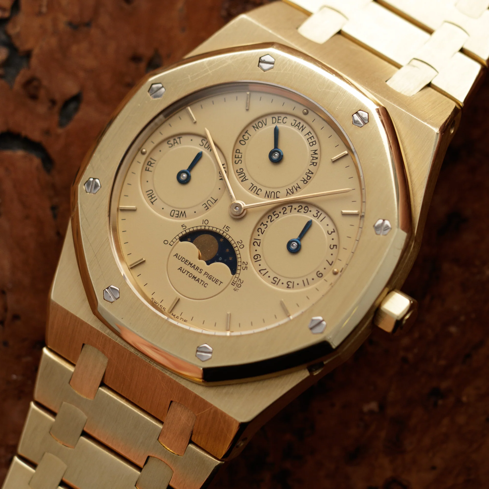 Audemars Piguet Yellow Gold Royal Oak Quantieme Perpetual Ref. 25654 - Image 2